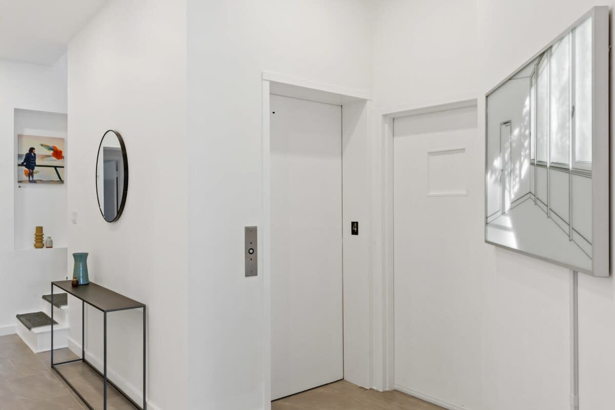 Image of Living space #7