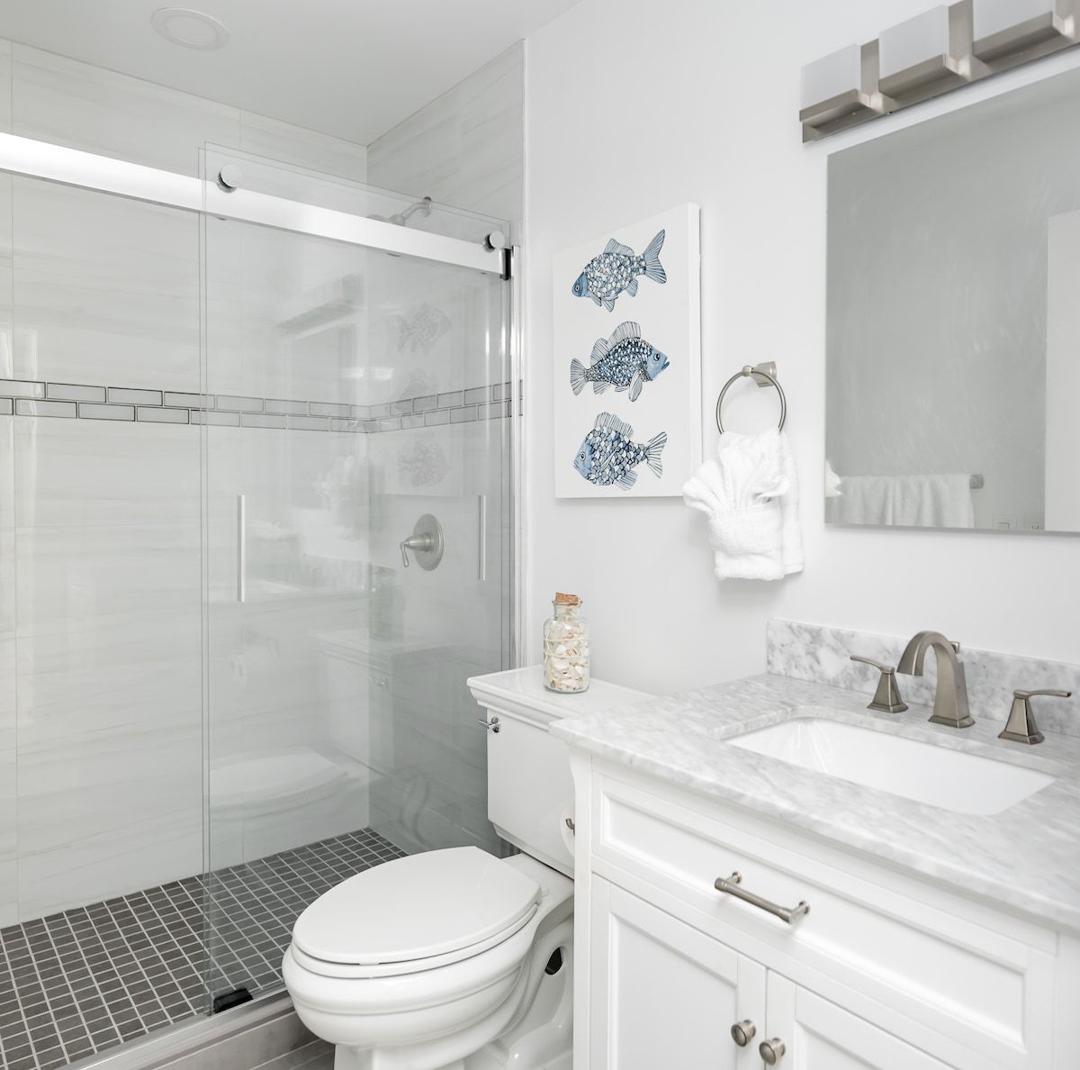 Breathtaking Southampton Escape | Home with Pool, Spa & Bay Access photo 29