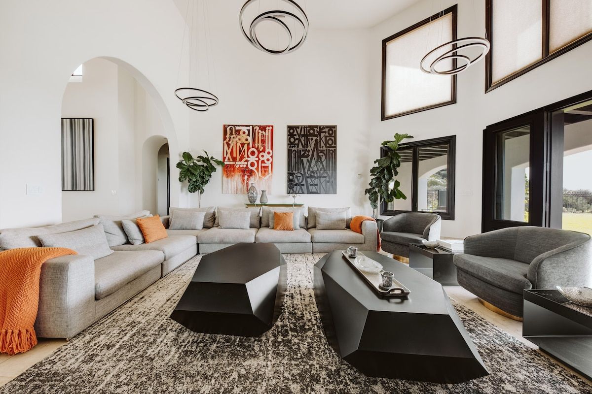 Malibu Sky View Estate | Malibu Hills | Private Estate with Pool & Mountain Views photo 6