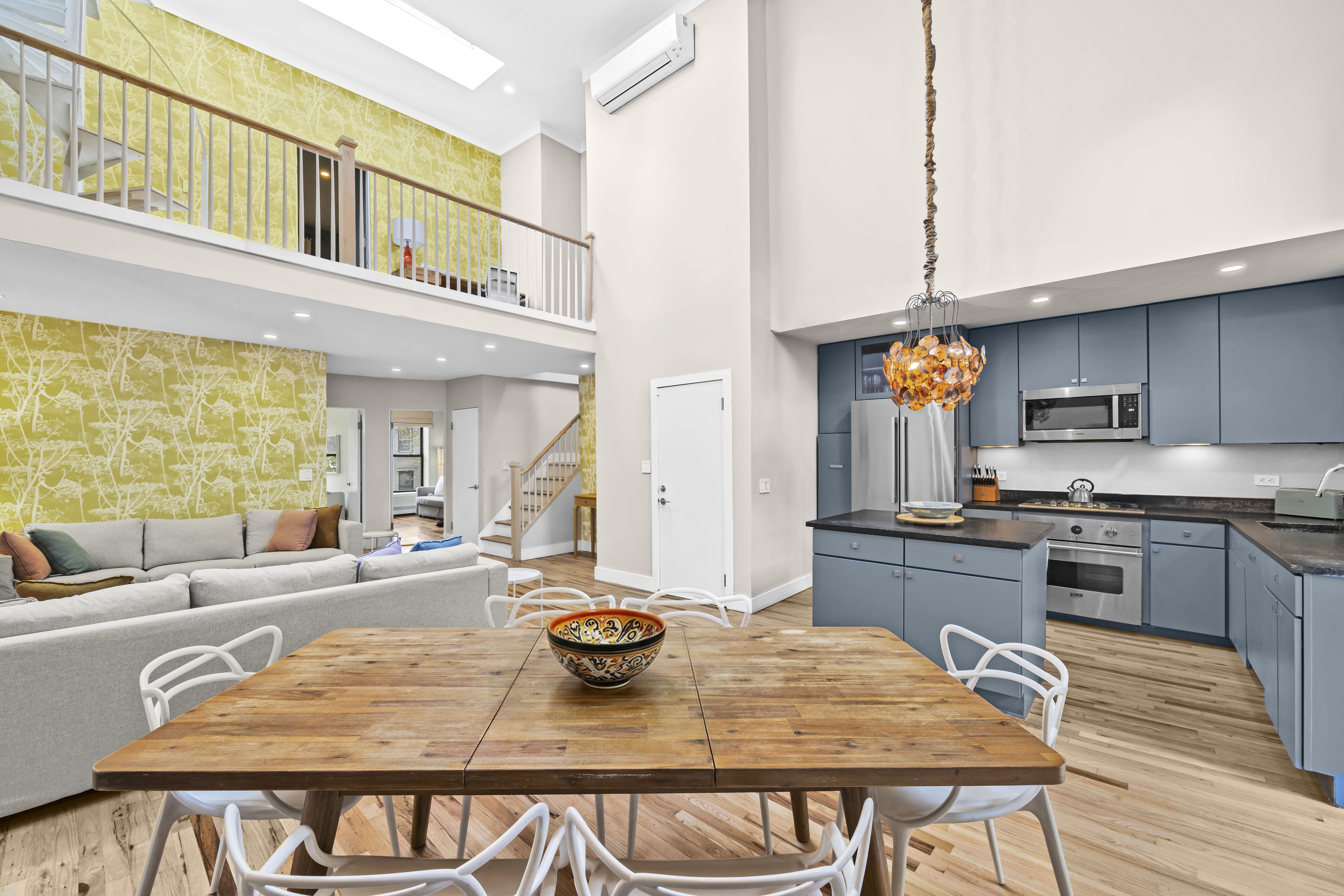 Wyckoff Grove III | Boerum Hill | Townhouse Apartment w/ Private Roof Terrace photo 9