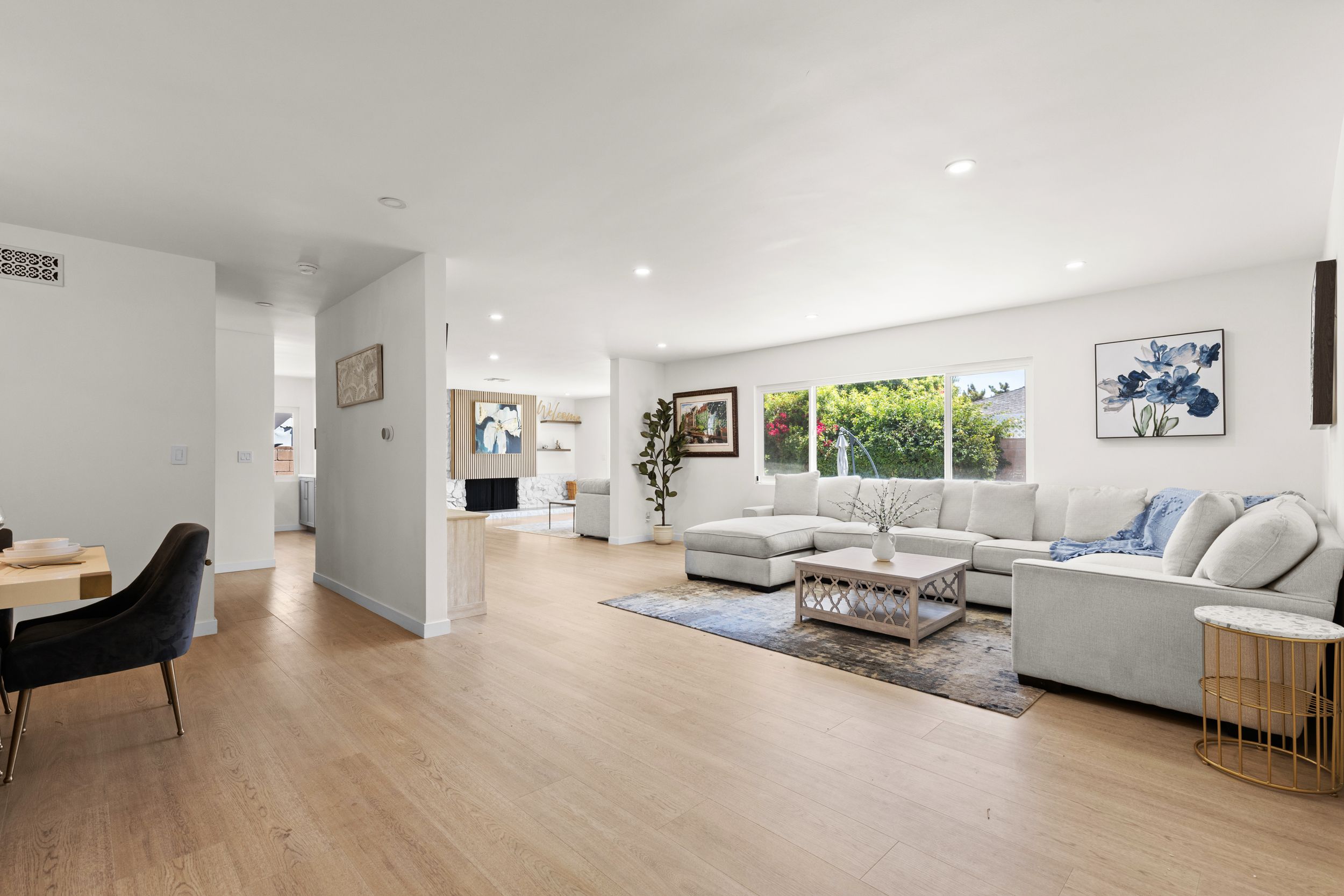 Whitaker Place | Northridge | Modern Designer Home photo 7