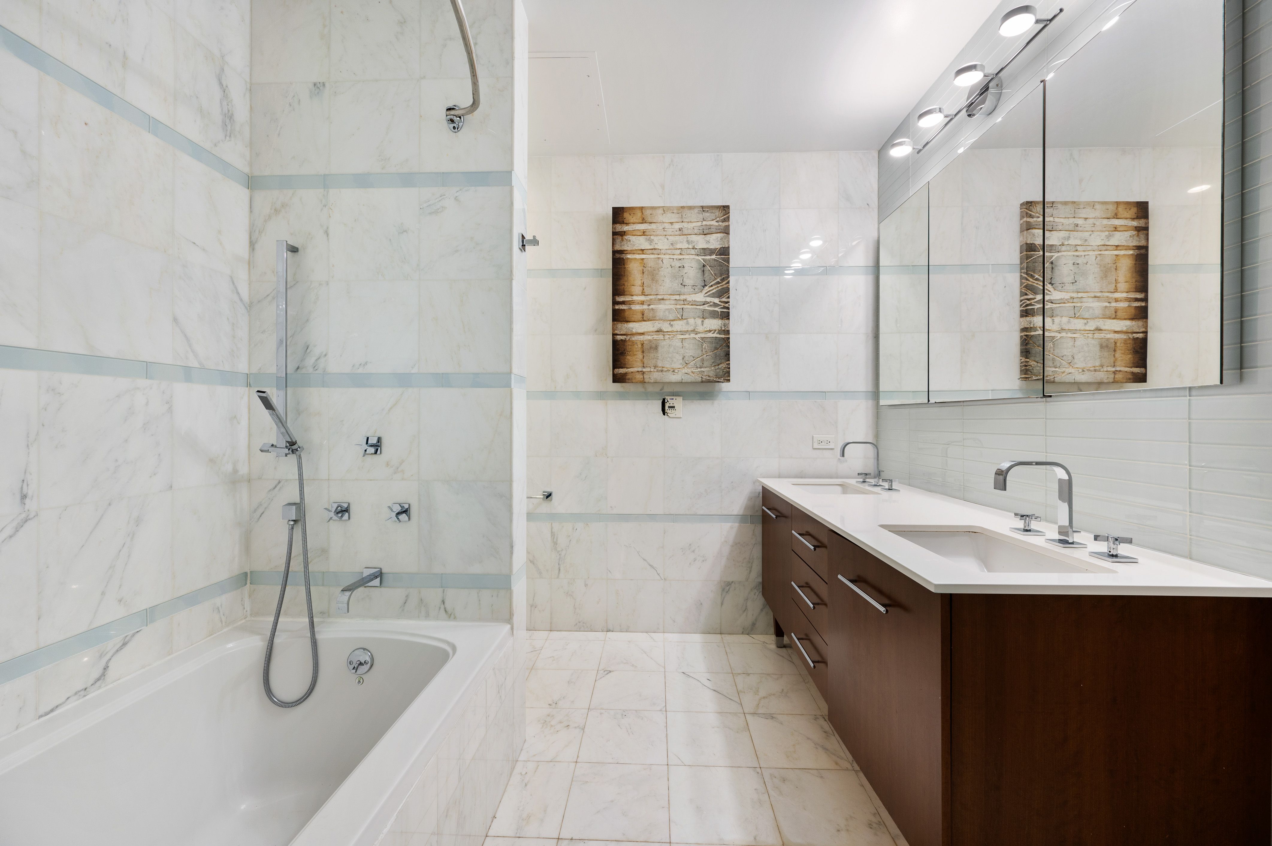 Lexington Place II  | Kips Bay | Designer Duplex Loft w/ Private Rooftop photo 18