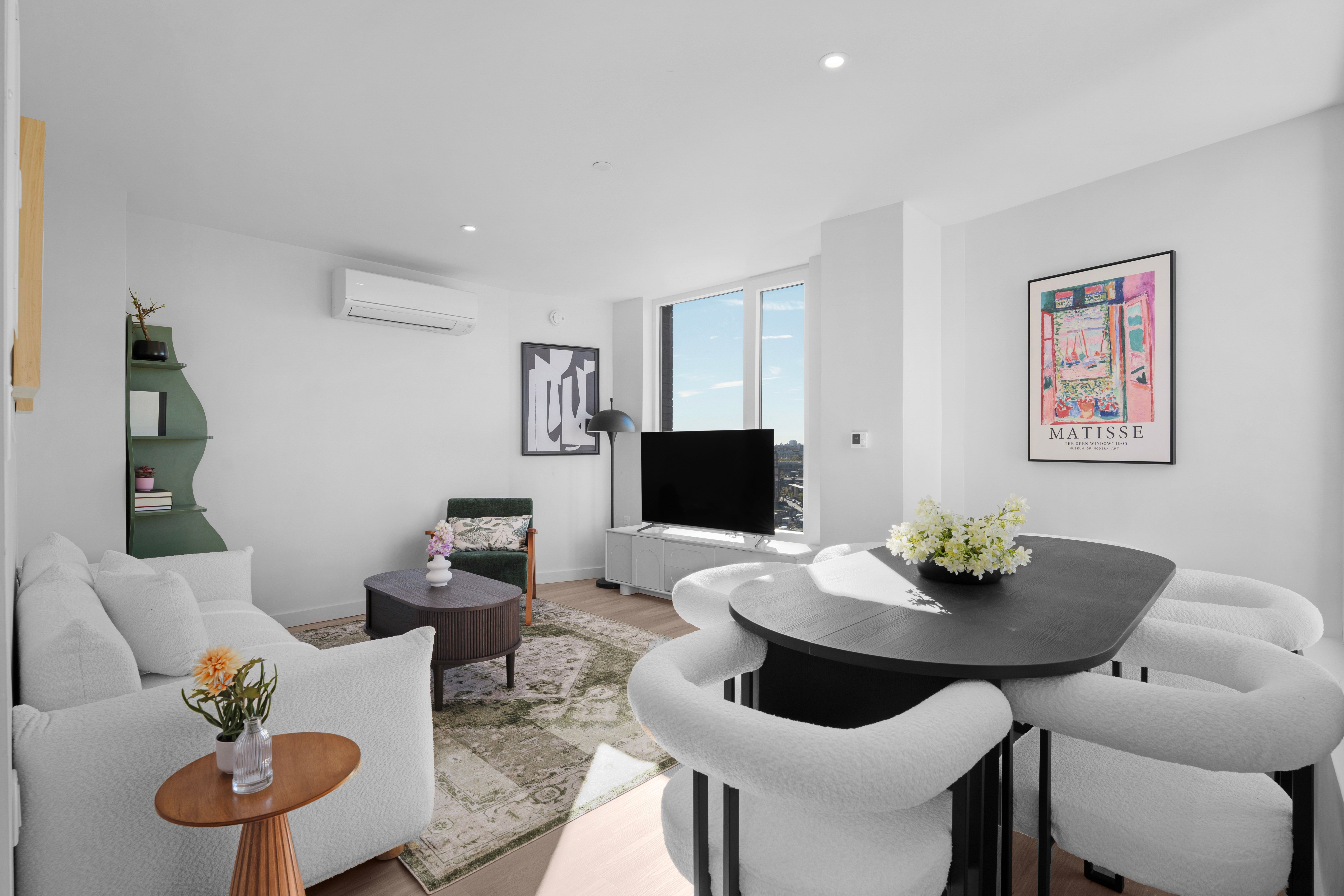 Seren 1106 | Greenpoint | Duplex Penthouse w/ Private Roof Deck main photo