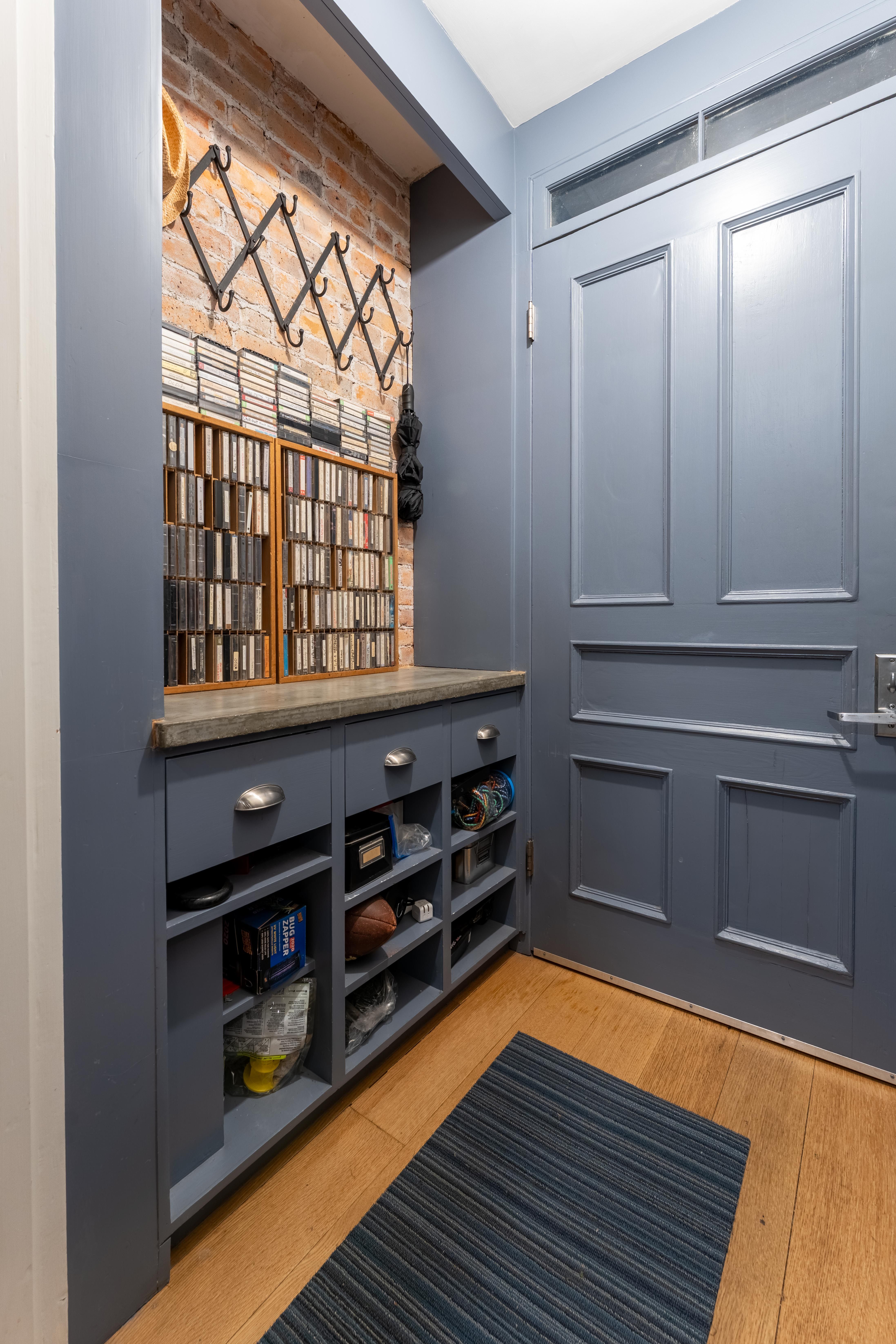Bedstuy Belle | Bed-Stuy | Two-Story Apartment w/ Hot Tub, Sauna & Gym photo 6