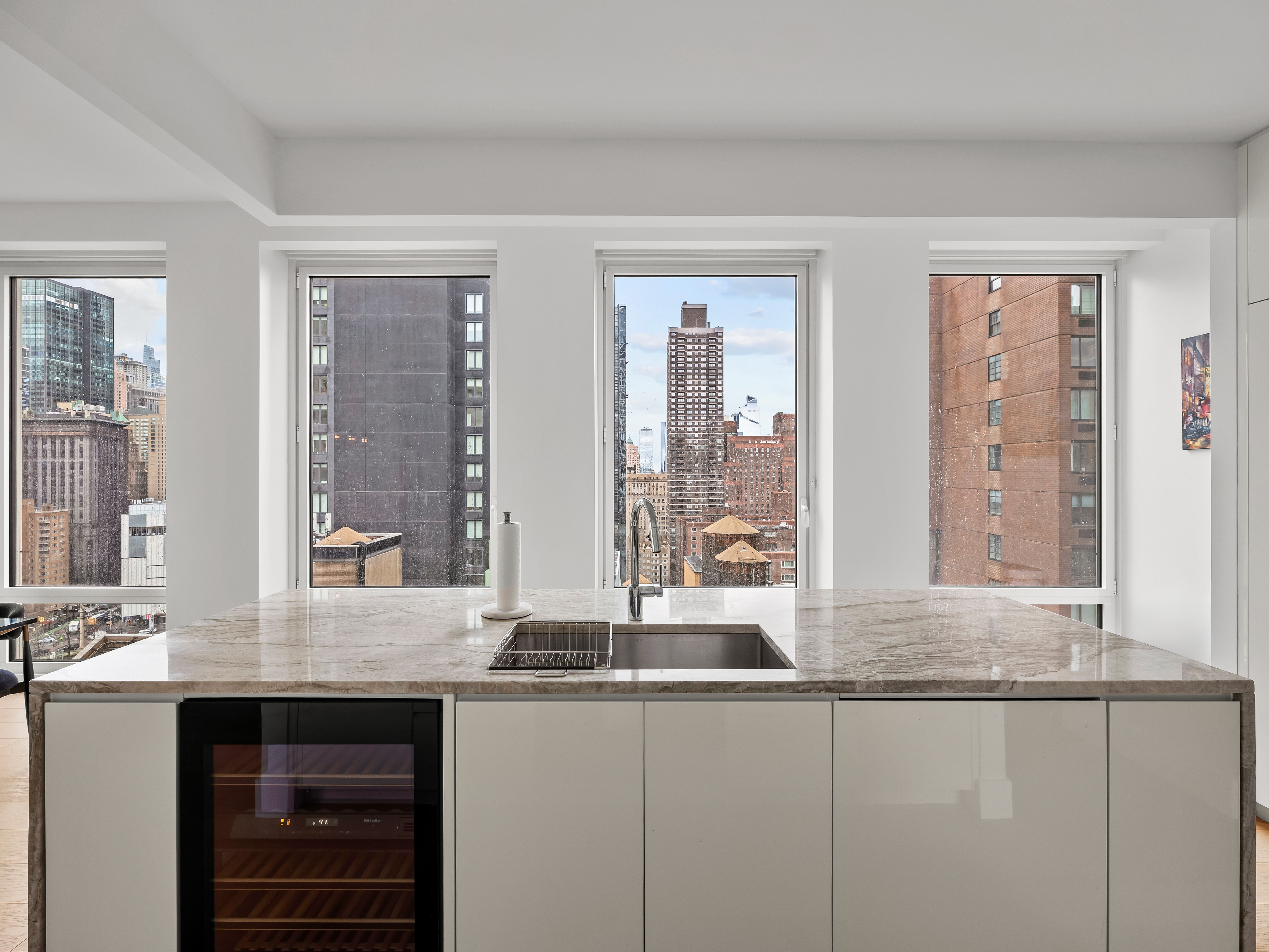 Columbus Terrace | Lincoln Square | High-Floor Condo w/Balcony & Central Park Views photo 11