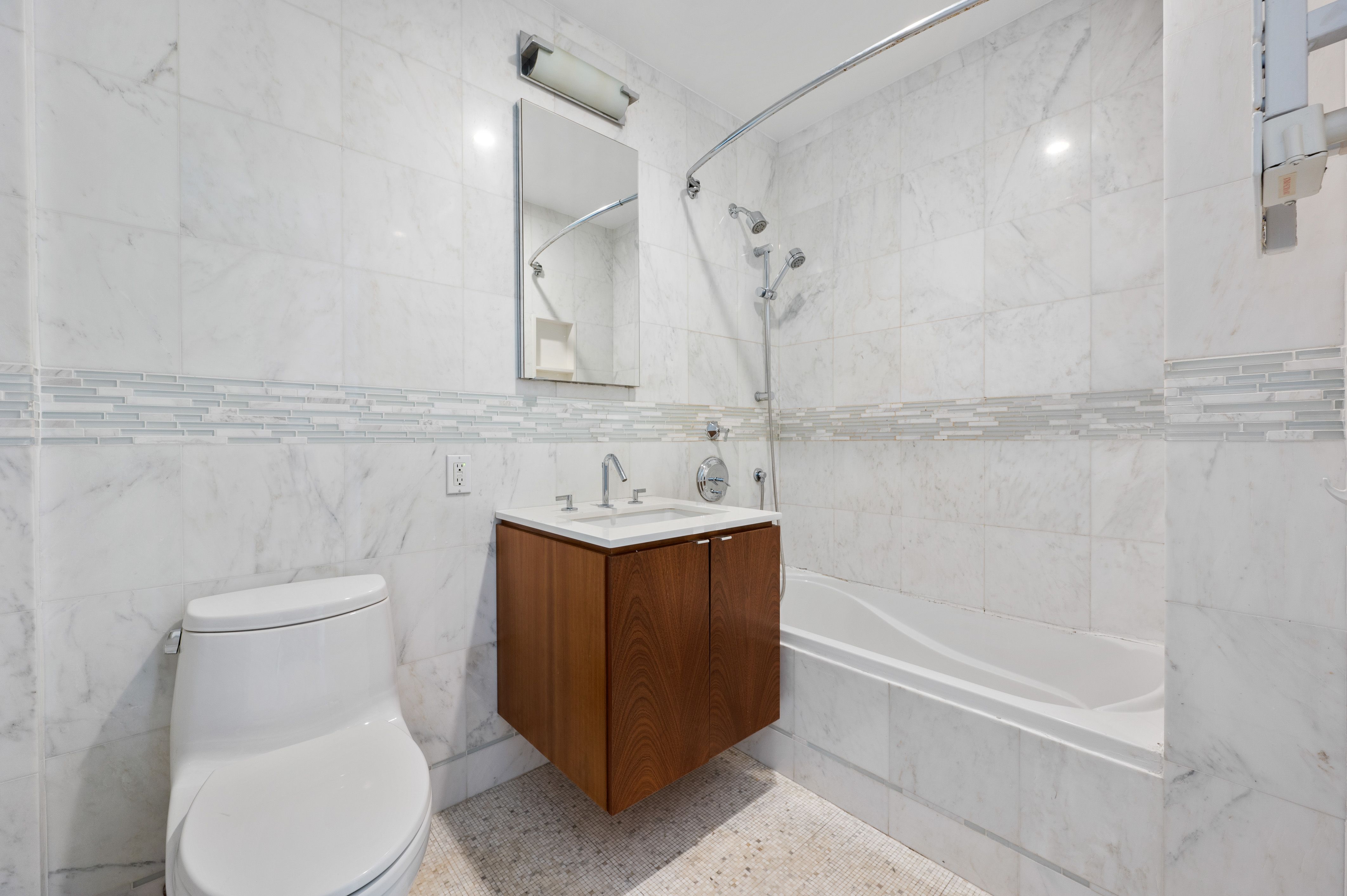 Lexington Place II  | Kips Bay | Designer Duplex Loft w/ Private Rooftop photo 17