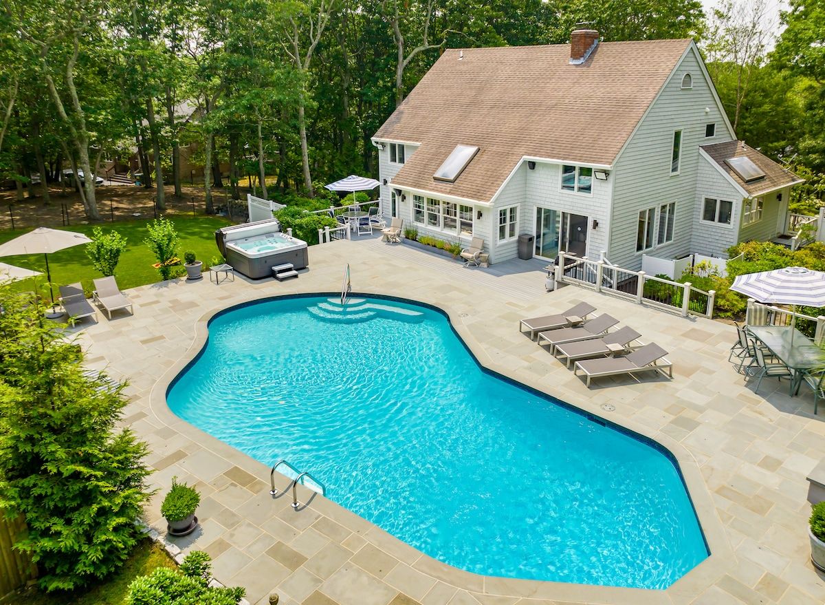 Breathtaking Southampton Escape | Home with Pool, Spa & Bay Access main photo