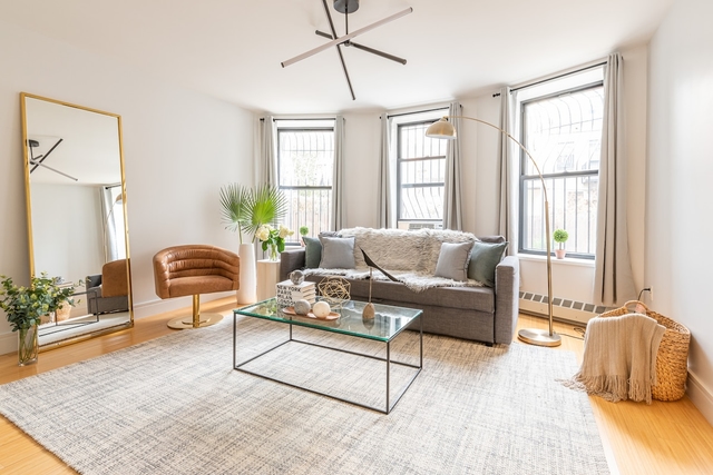 Image of Living space #1