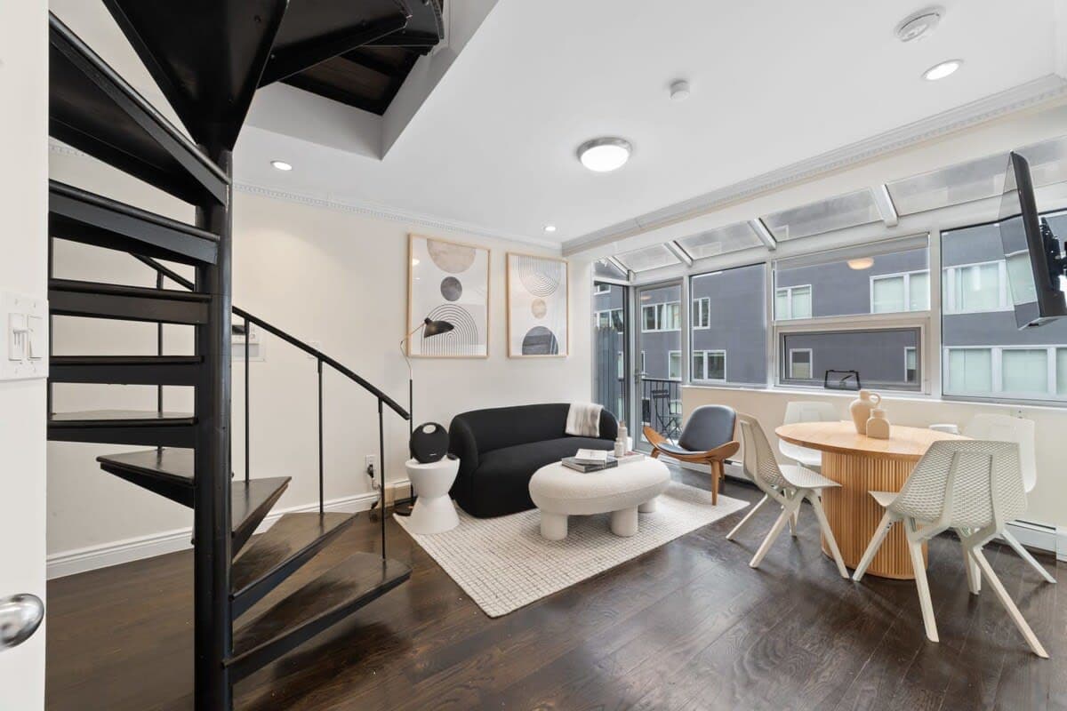 Chelsea Vista II | Chelsea | Penthouse w/ Rooftop photo 5
