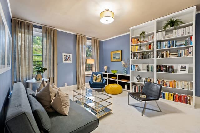 Image of Living space #3