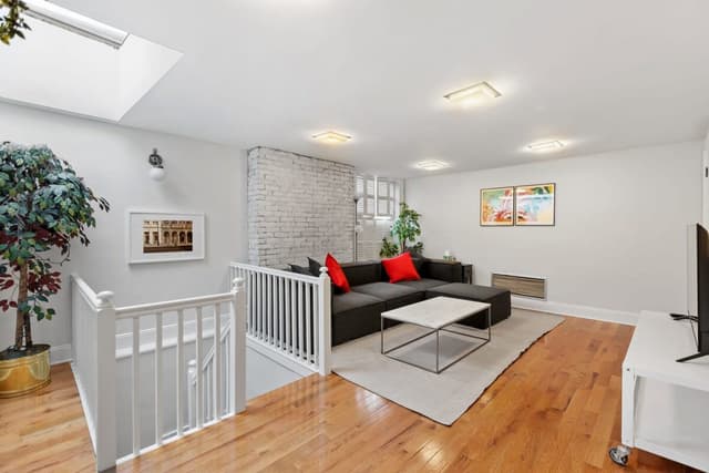 Image of Living space #8