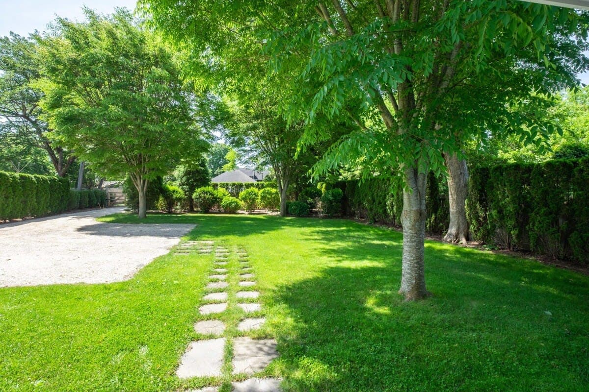 Driftwood Cottage | East Hampton | Secluded Oasis photo 32