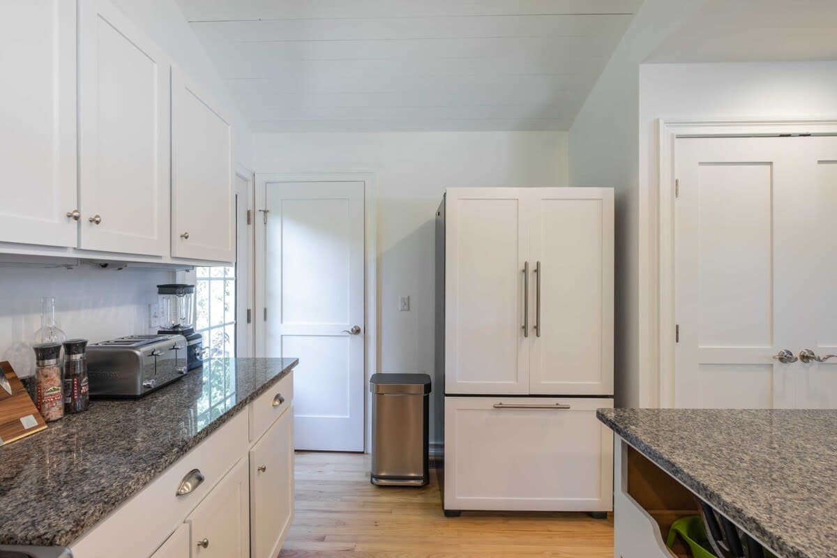 Driftwood Cottage | East Hampton | Secluded Oasis photo 15