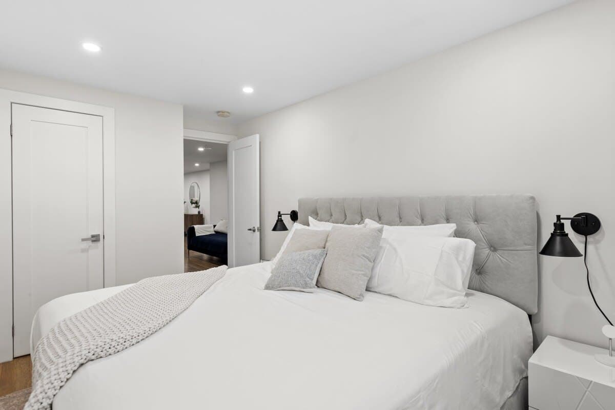 Ivy | Washington Heights | Townhome w/ Private Backyard photo 18