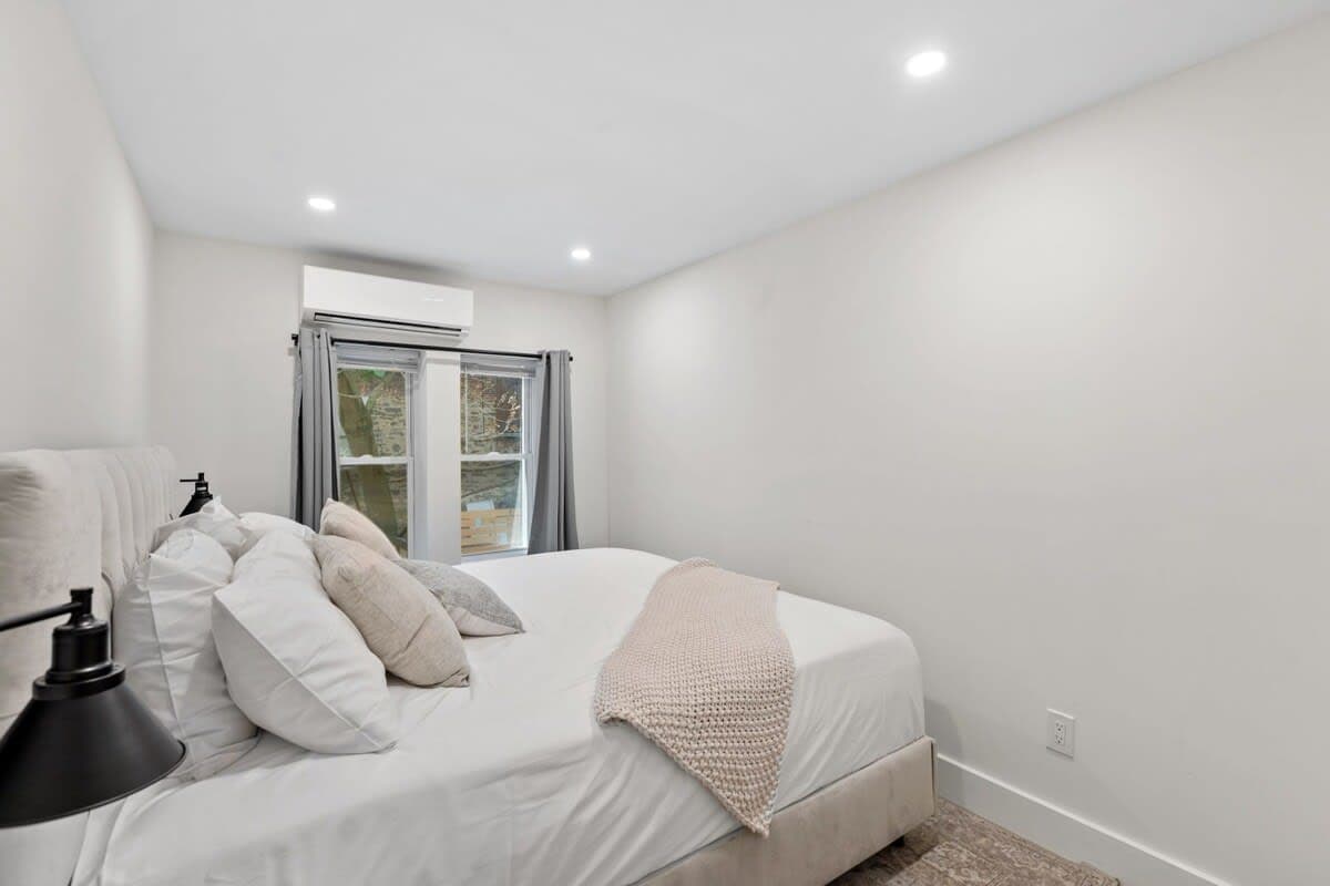 Ivy | Washington Heights | Townhome w/ Private Backyard photo 17