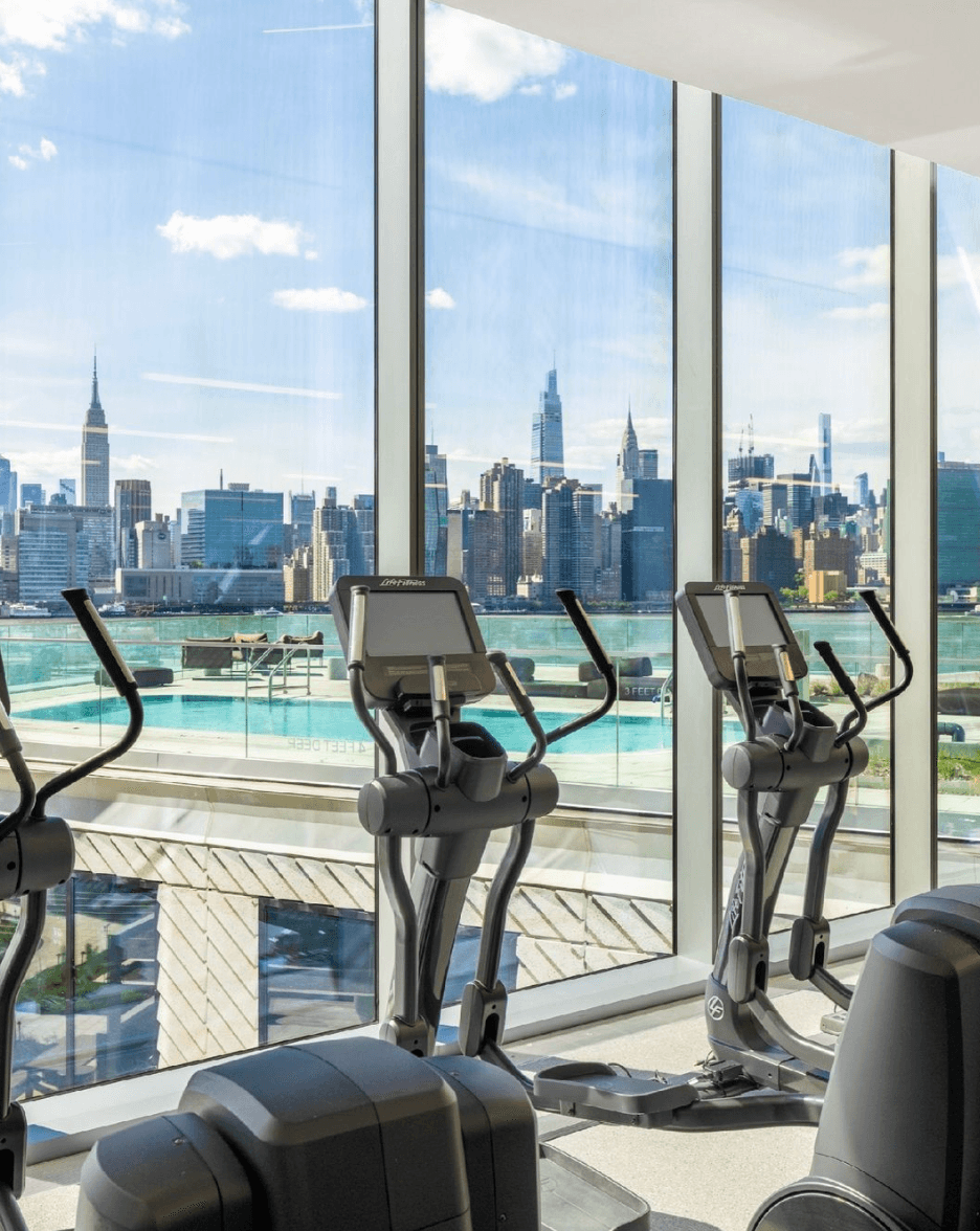 Greenpoint Place  | Greenpoint | Modern Apt with Skyline Views & Pool photo 19