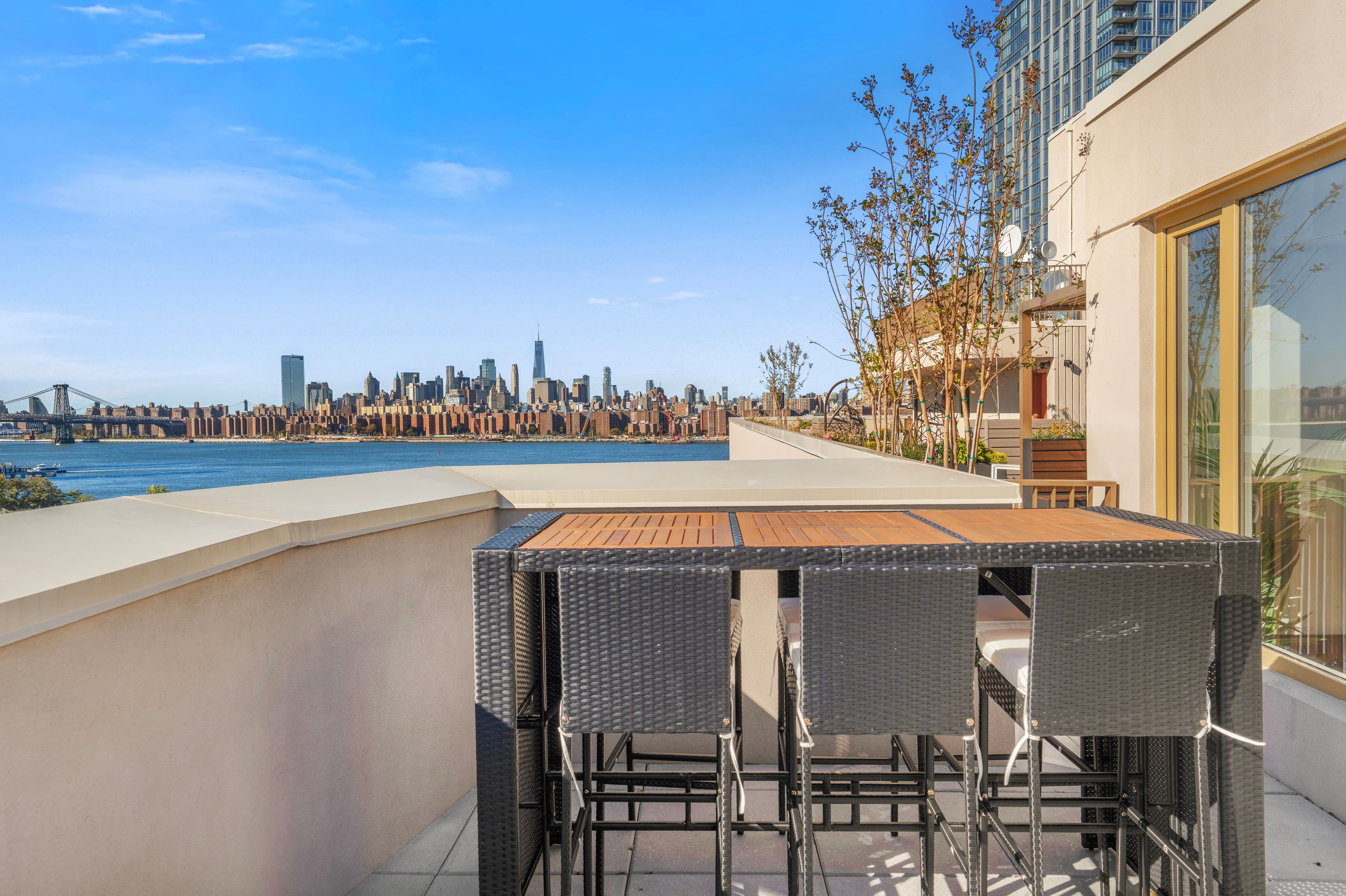 Seren 1106 | Greenpoint | Duplex Penthouse w/ Private Roof Deck photo 22