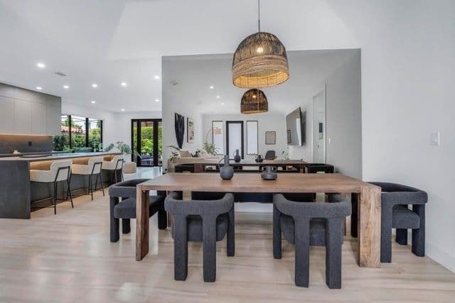 Villa Gables | Coral Gables | Elegant Villa with Pool & Outdoor Living photo 2
