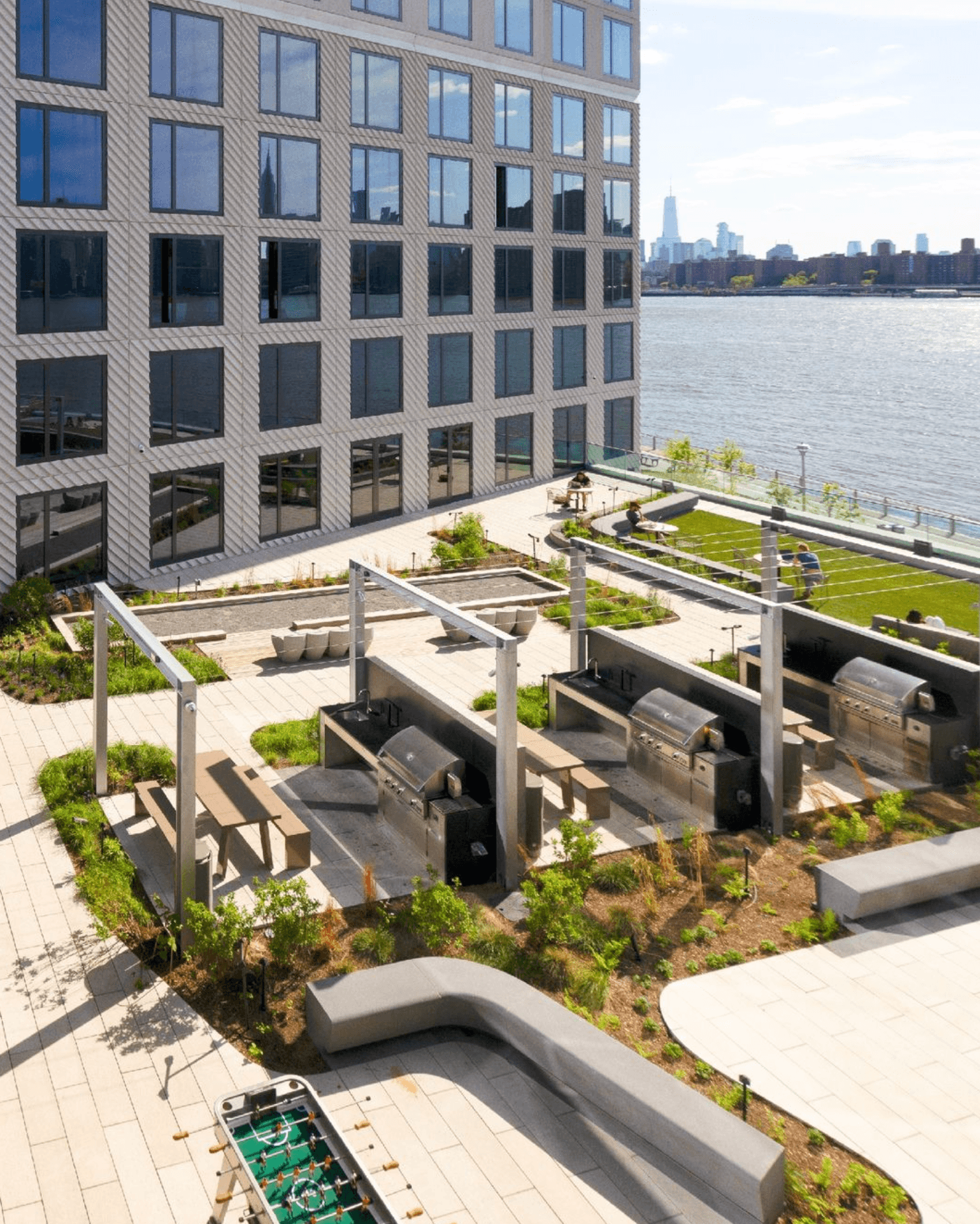 Greenpoint Place  | Greenpoint | Modern Apt with Skyline Views & Pool photo 28