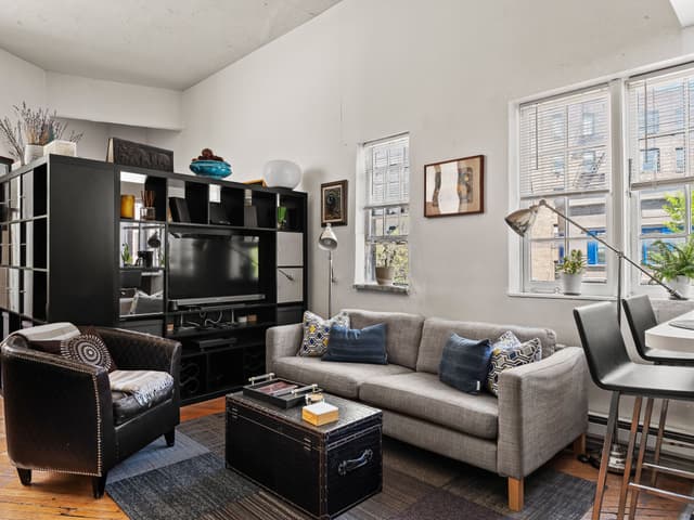 Image of Living space #2
