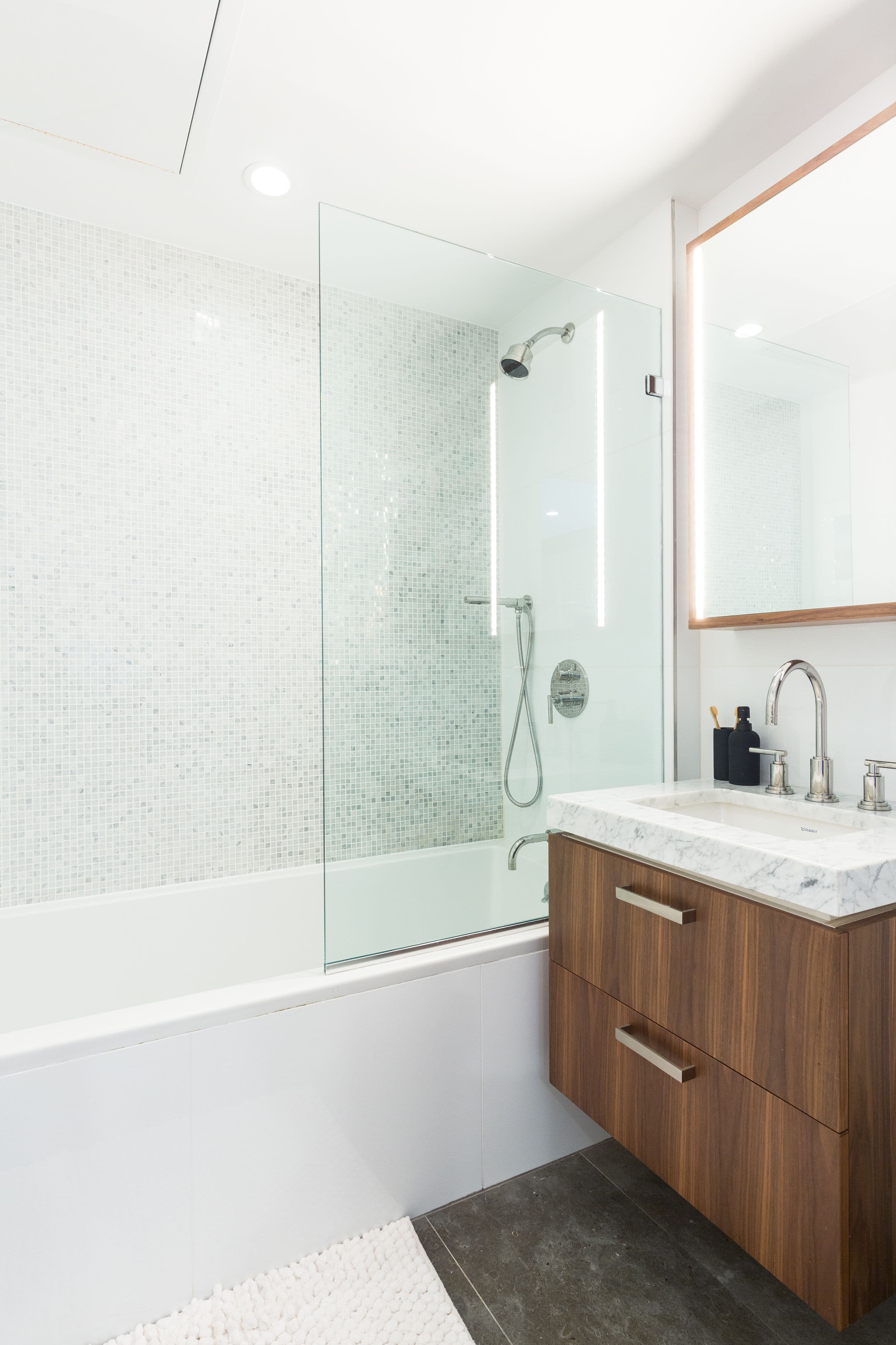 Union Residence | Williamsburg | Modern Apartment with City Views photo 13
