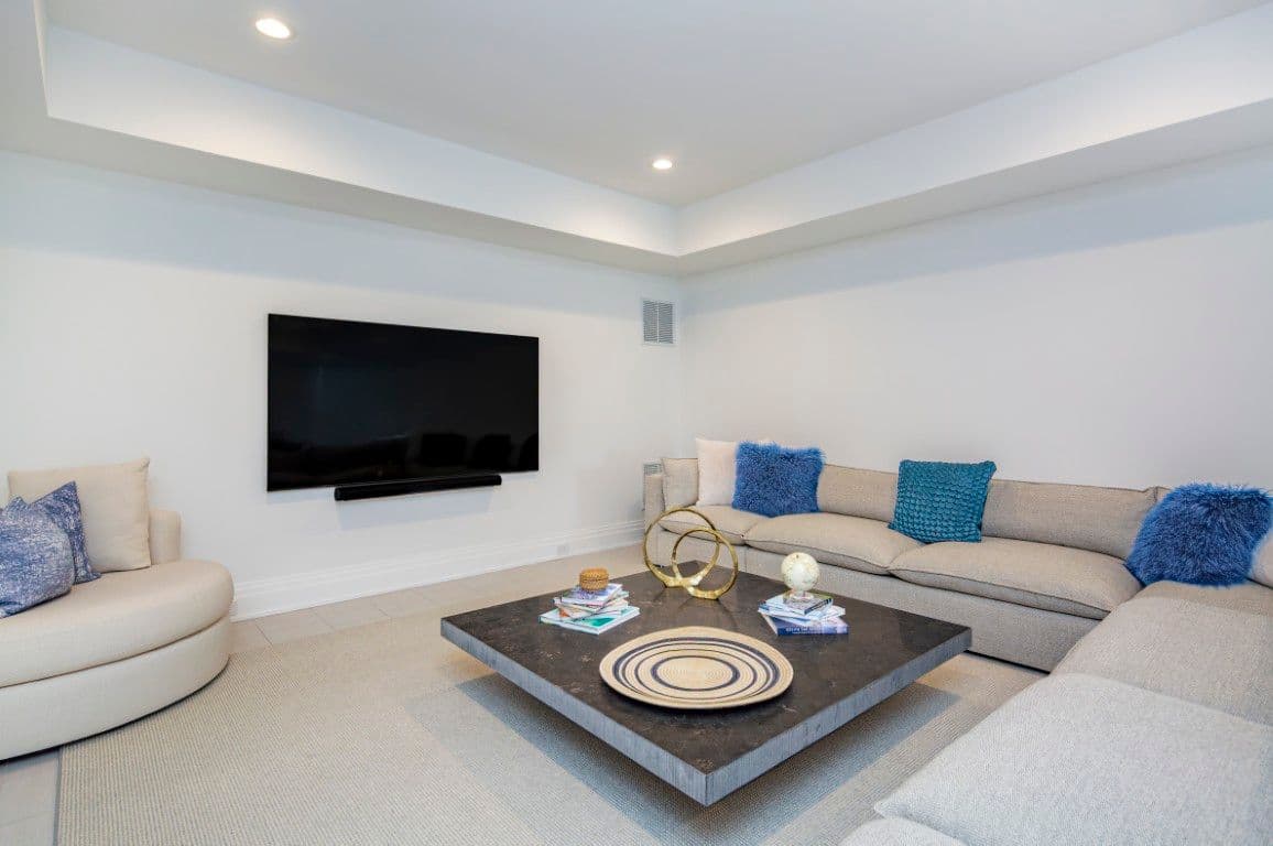 Rosko Estate | Southampton | Home With Heated Pool and Spa photo 24