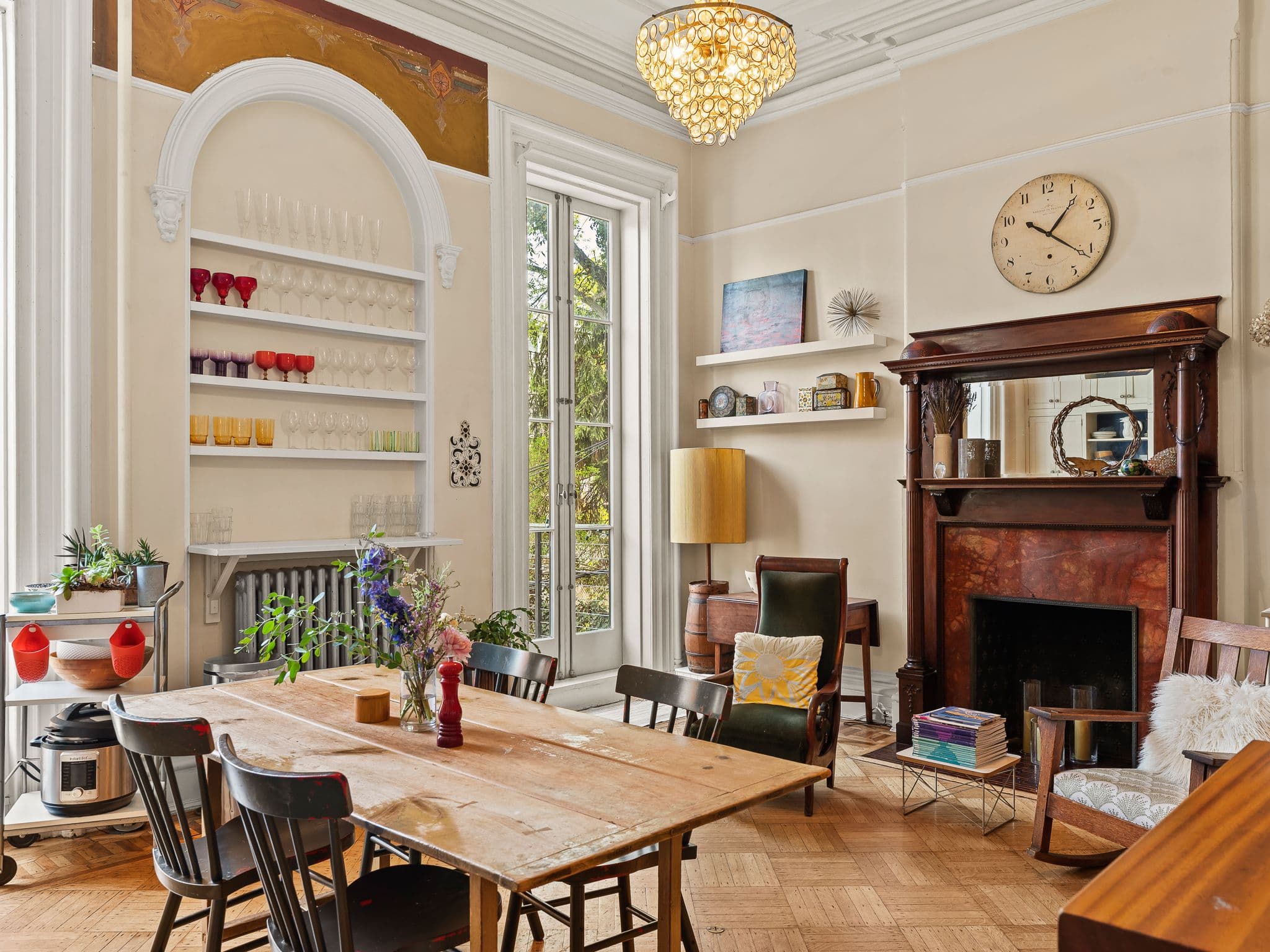 Grand Place | Clinton Hill | Brownstone Duplex w/ Private Garden photo 8