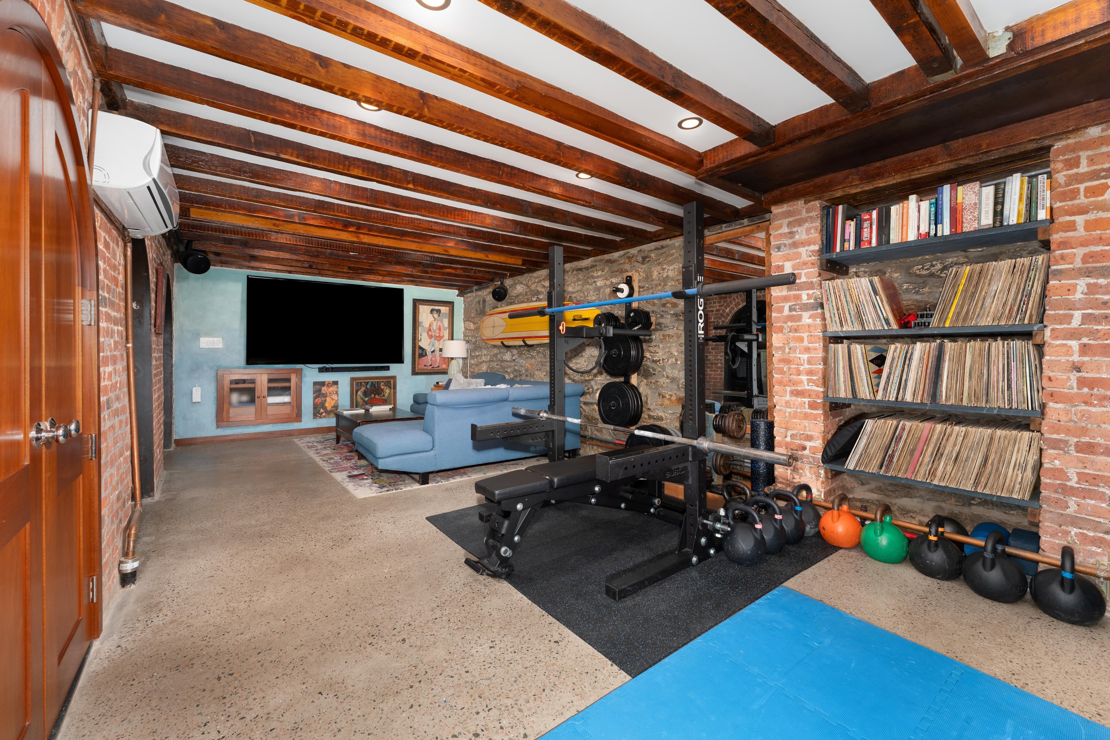 Bedstuy Belle | Bed-Stuy | Two-Story Apartment w/ Hot Tub, Sauna & Gym photo 18