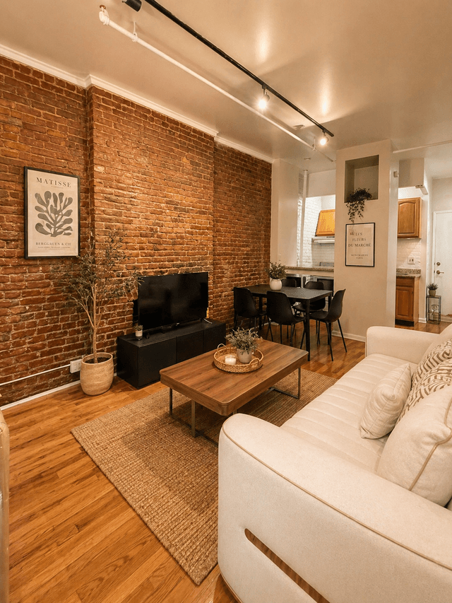 Image of Living space #2