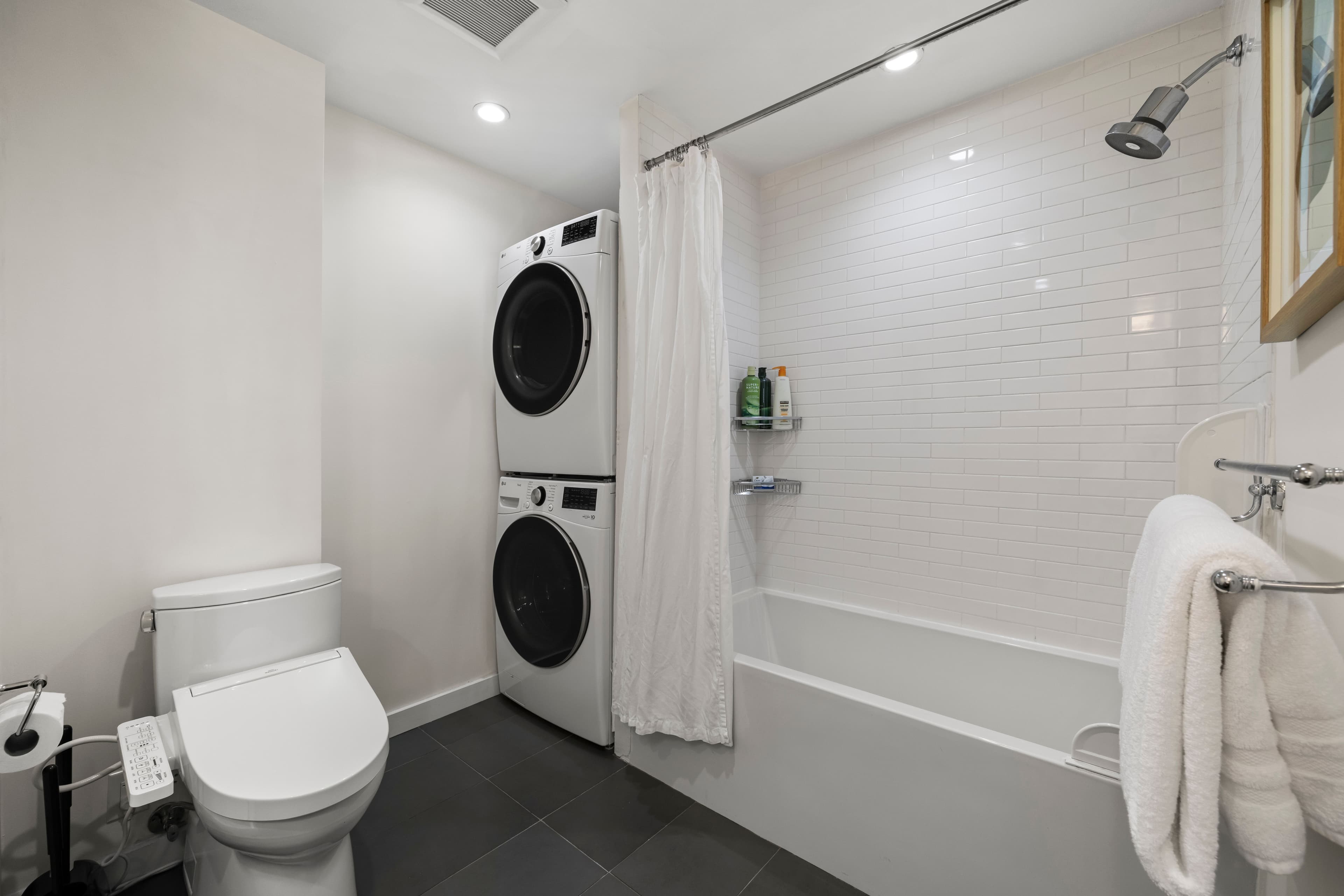 Wyckoff Grove II | Boerum Hill | Townhouse Apartment with Terrace & Garden Views photo 16