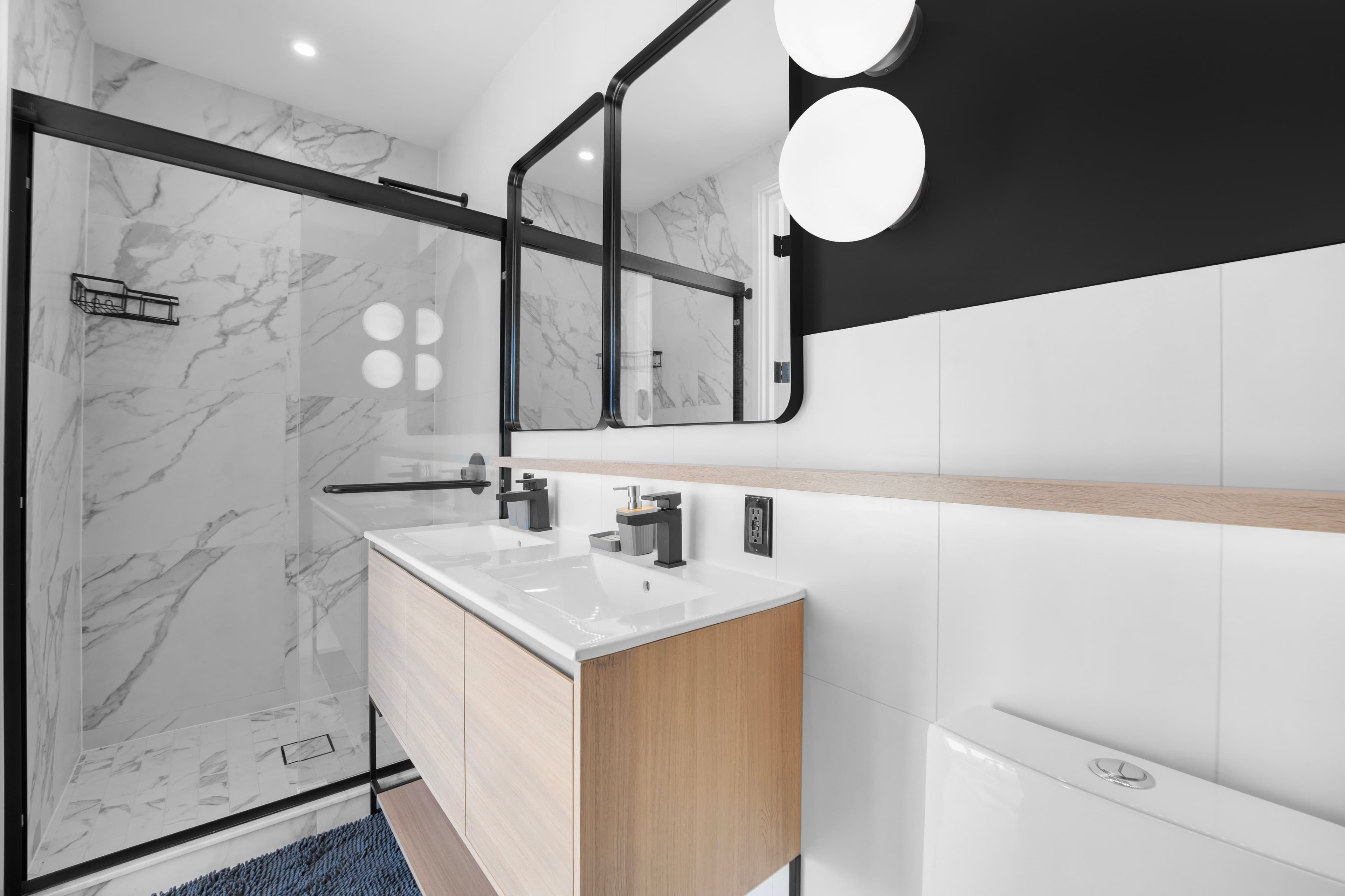 Seren 1106 | Greenpoint | Duplex Penthouse w/ Private Roof Deck photo 13