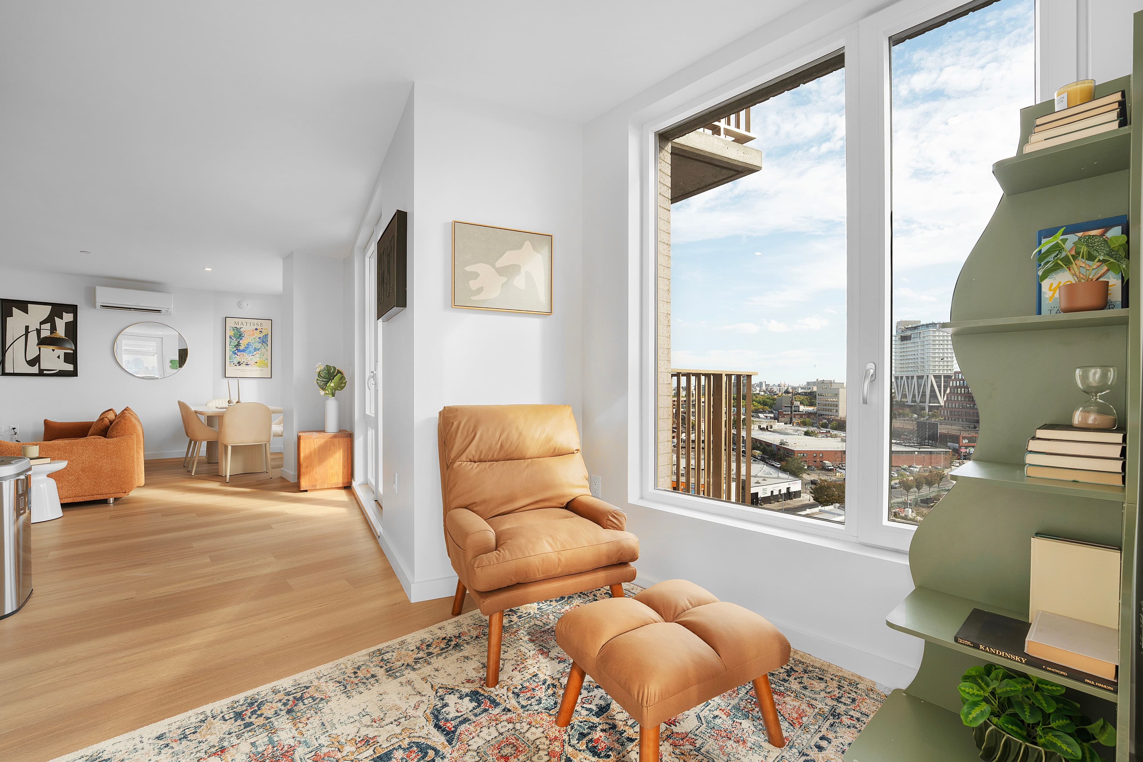 Seren 1006 | Greenpoint | Penthouse w/ Private Deck & River Views photo 13