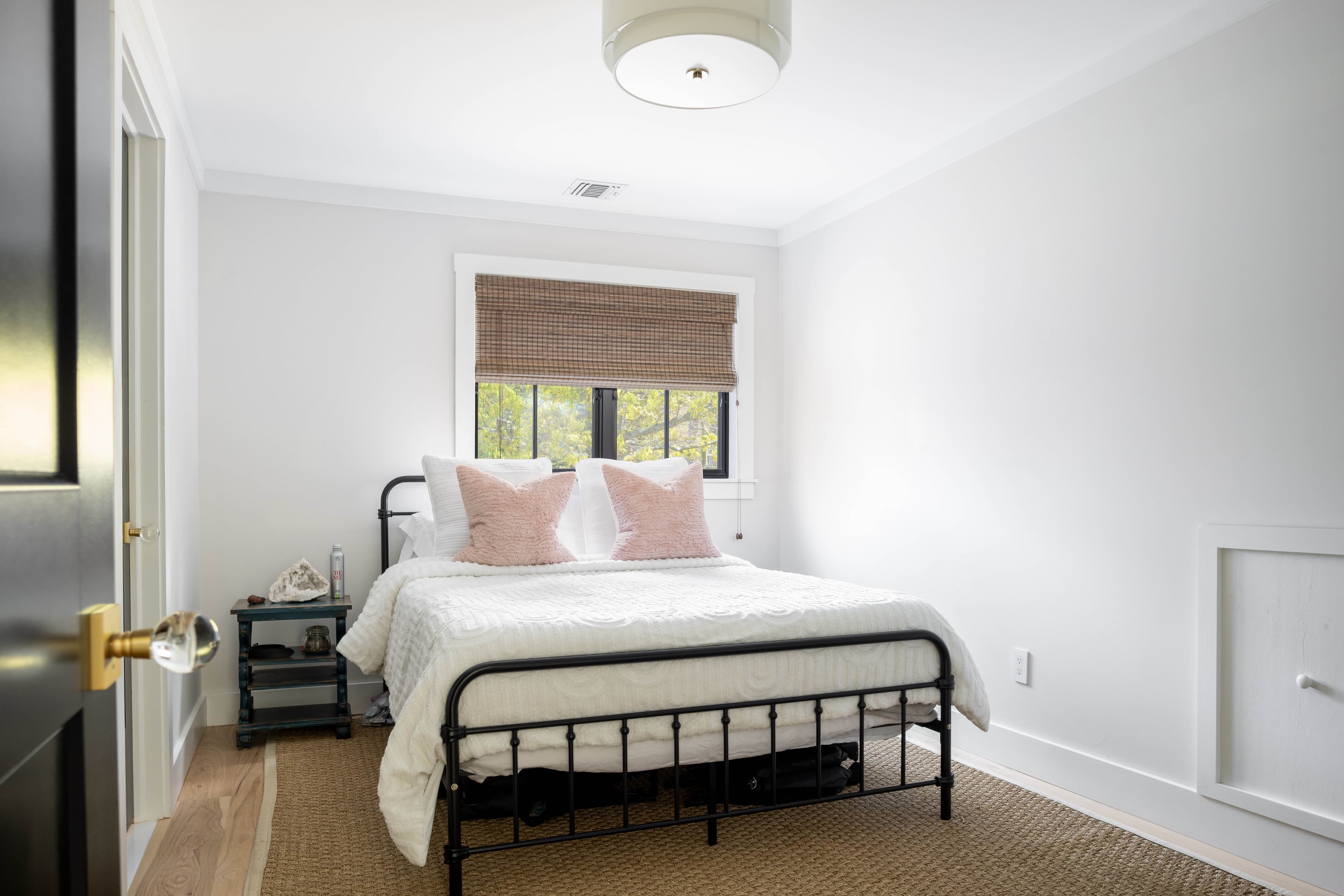 Clearwater House | East Hampton Springs | Stylish Home with Pool & Gym photo 14