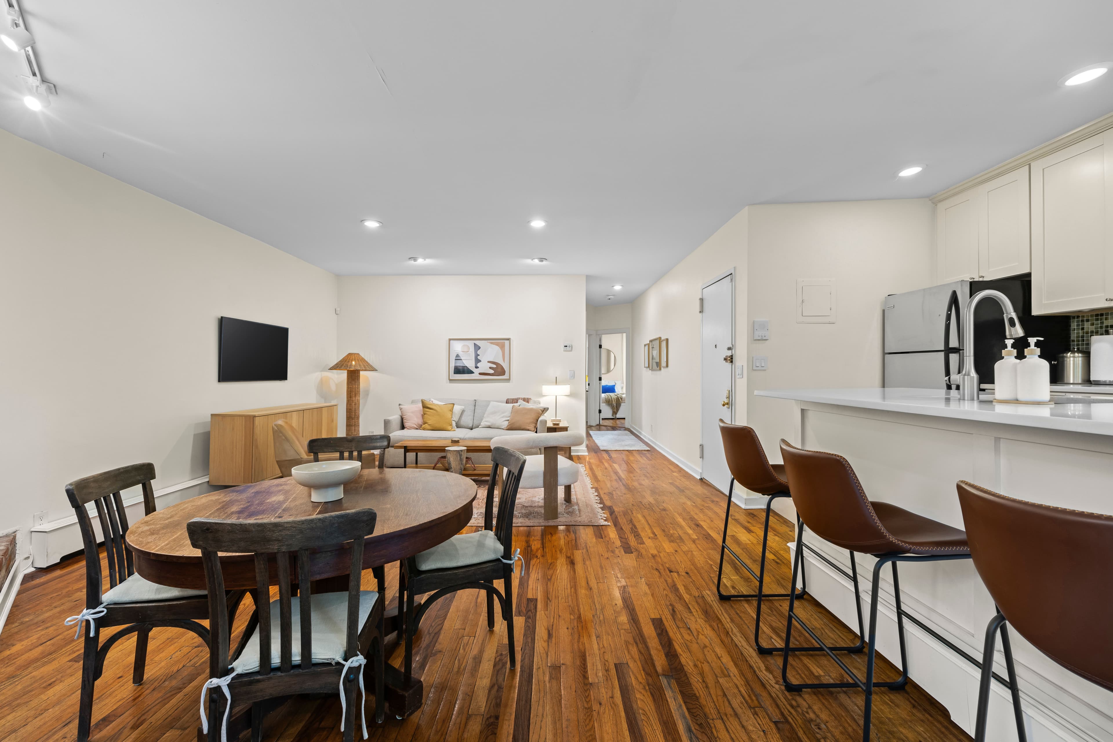 Wyckoff Grove II | Boerum Hill | Townhouse Apartment with Terrace & Garden Views photo 8