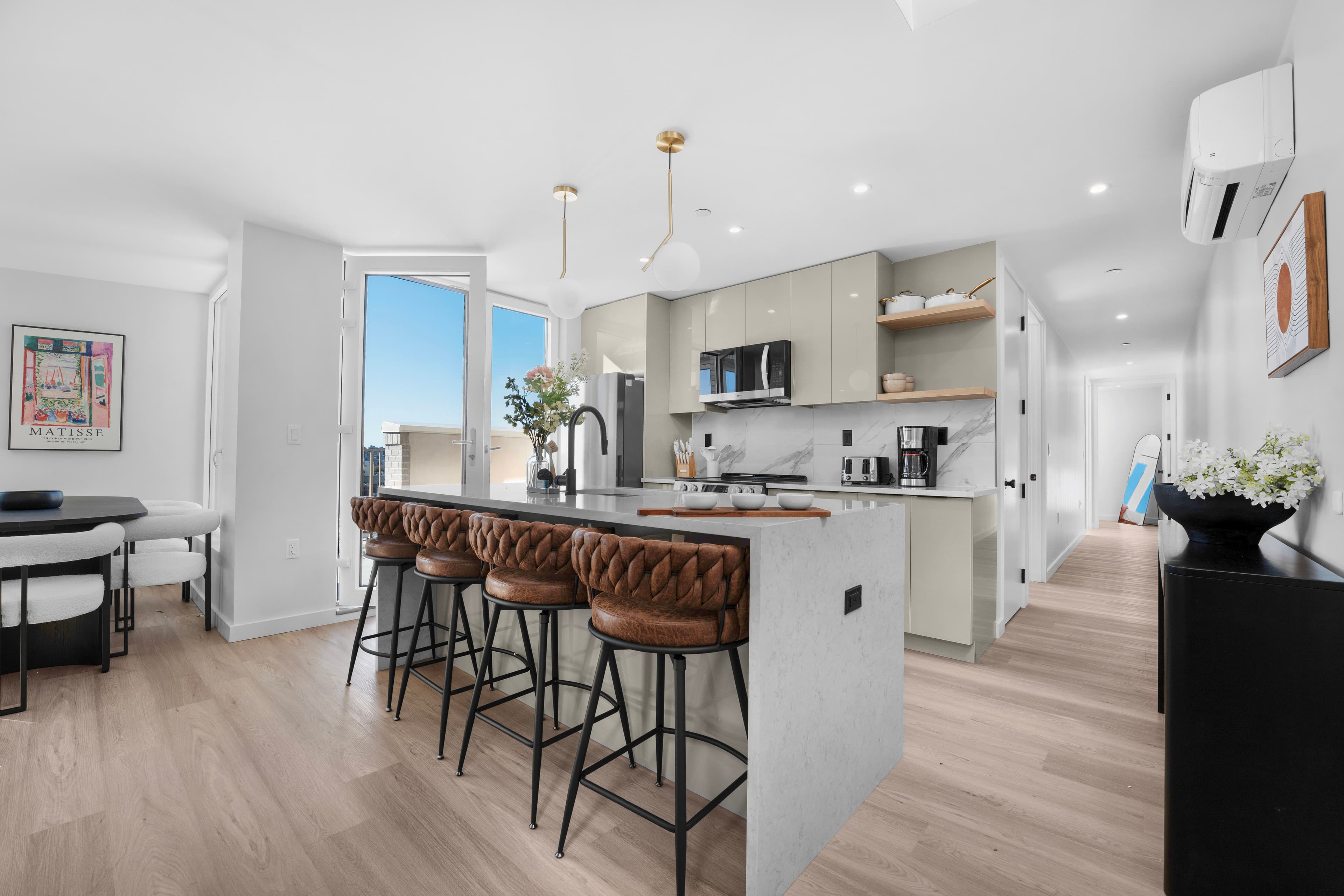Seren 1106 | Greenpoint | Duplex Penthouse w/ Private Roof Deck photo 7