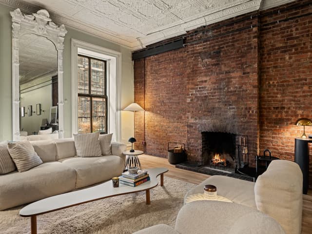 Image of Living space #2