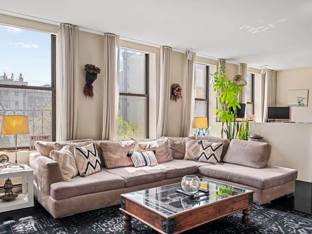 Image of Living space #2