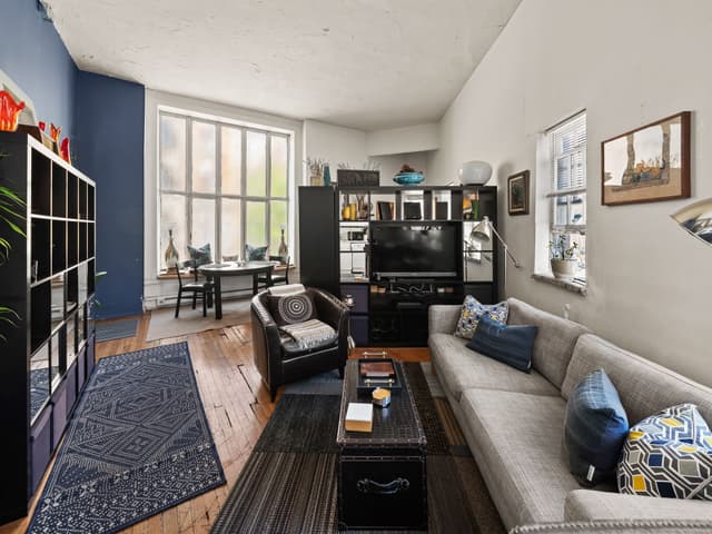 Image of Living space #3