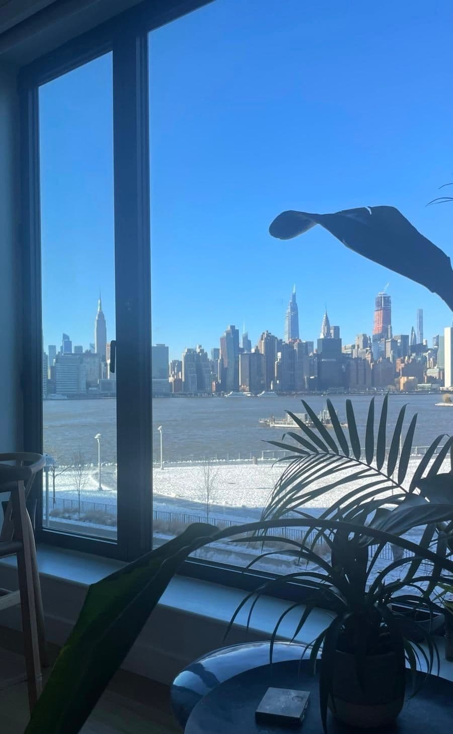 Greenpoint Place  | Greenpoint | Modern Apt with Skyline Views & Pool photo 9
