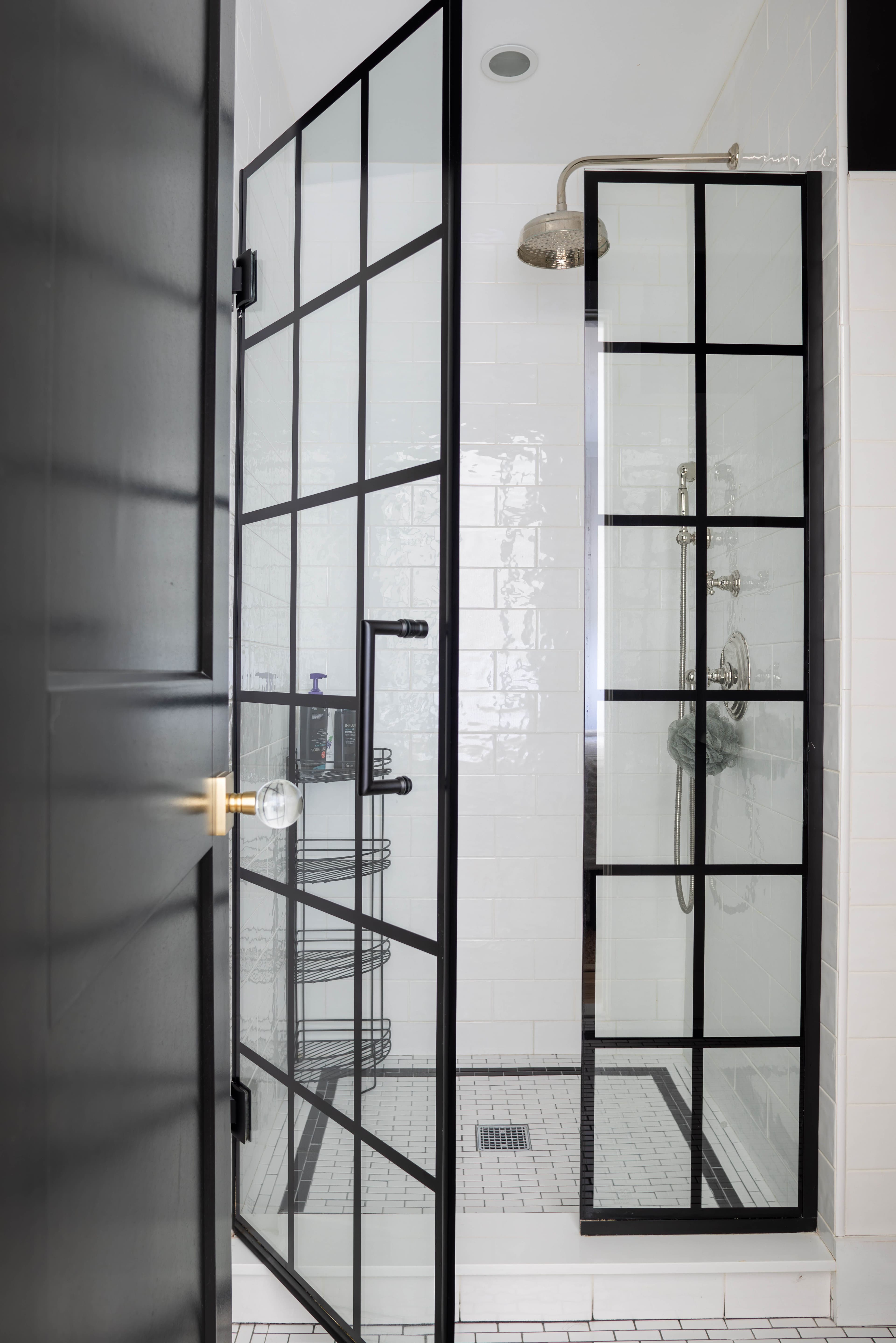 Clearwater House | East Hampton Springs | Stylish Home with Pool & Gym photo 16