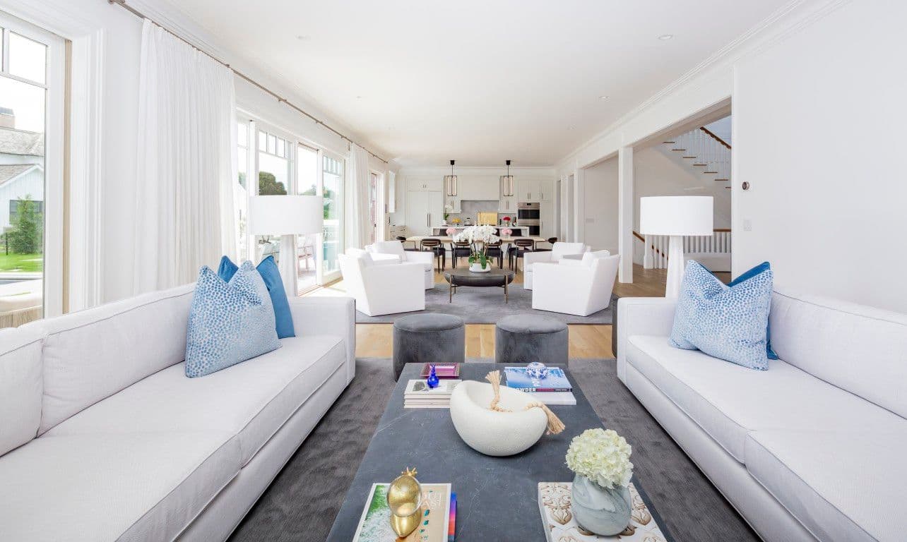 Rosko Estate | Southampton | Home With Heated Pool and Spa photo 8