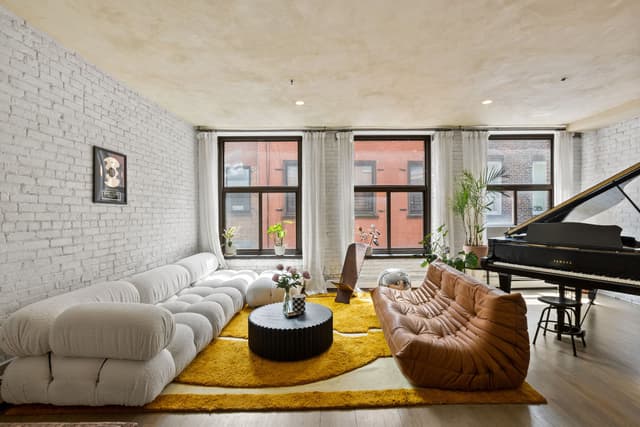 Image of Living space #1