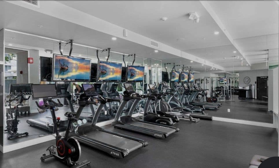 Beachwalk Place | Miami Beach | Apartment w/Beach Access, Pools and Gym photo 15