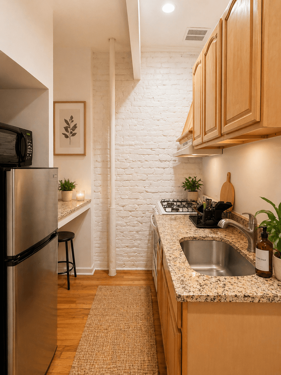 Amber Loft | Chelsea | Cozy Apartment w/ Terrace  photo 5