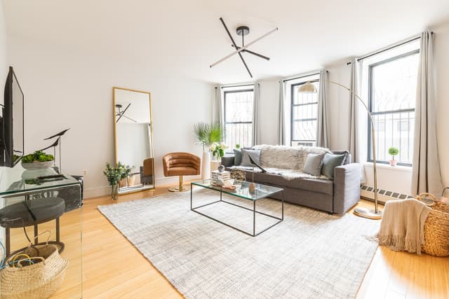Image of Living space #2
