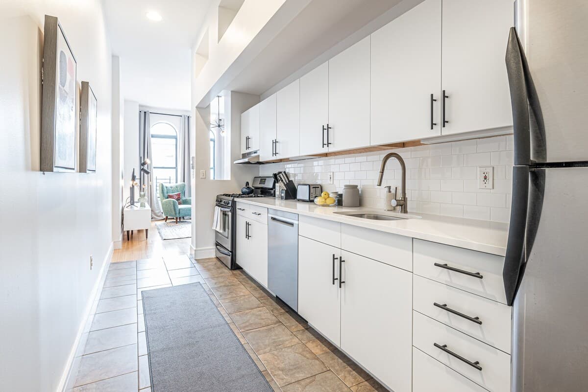 Cypress Court II | Harlem | Cozy Apartment photo 12