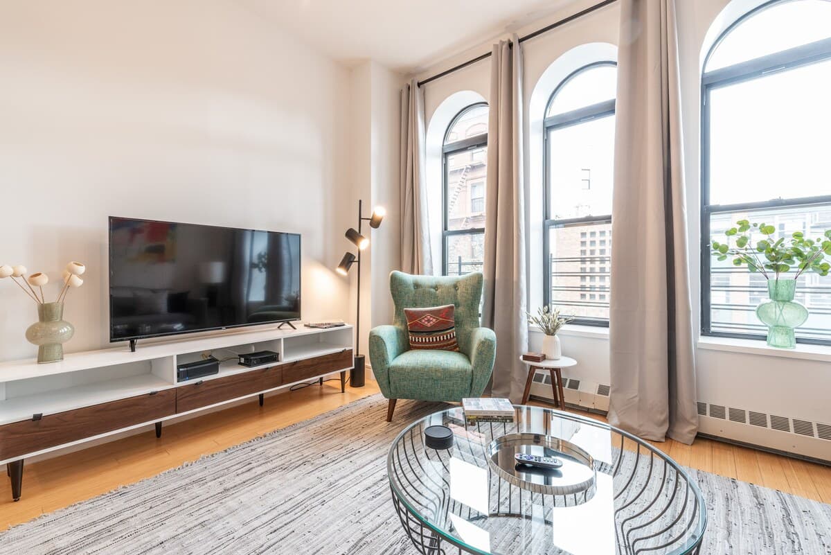 Cypress Court II | Harlem | Cozy Apartment photo 8