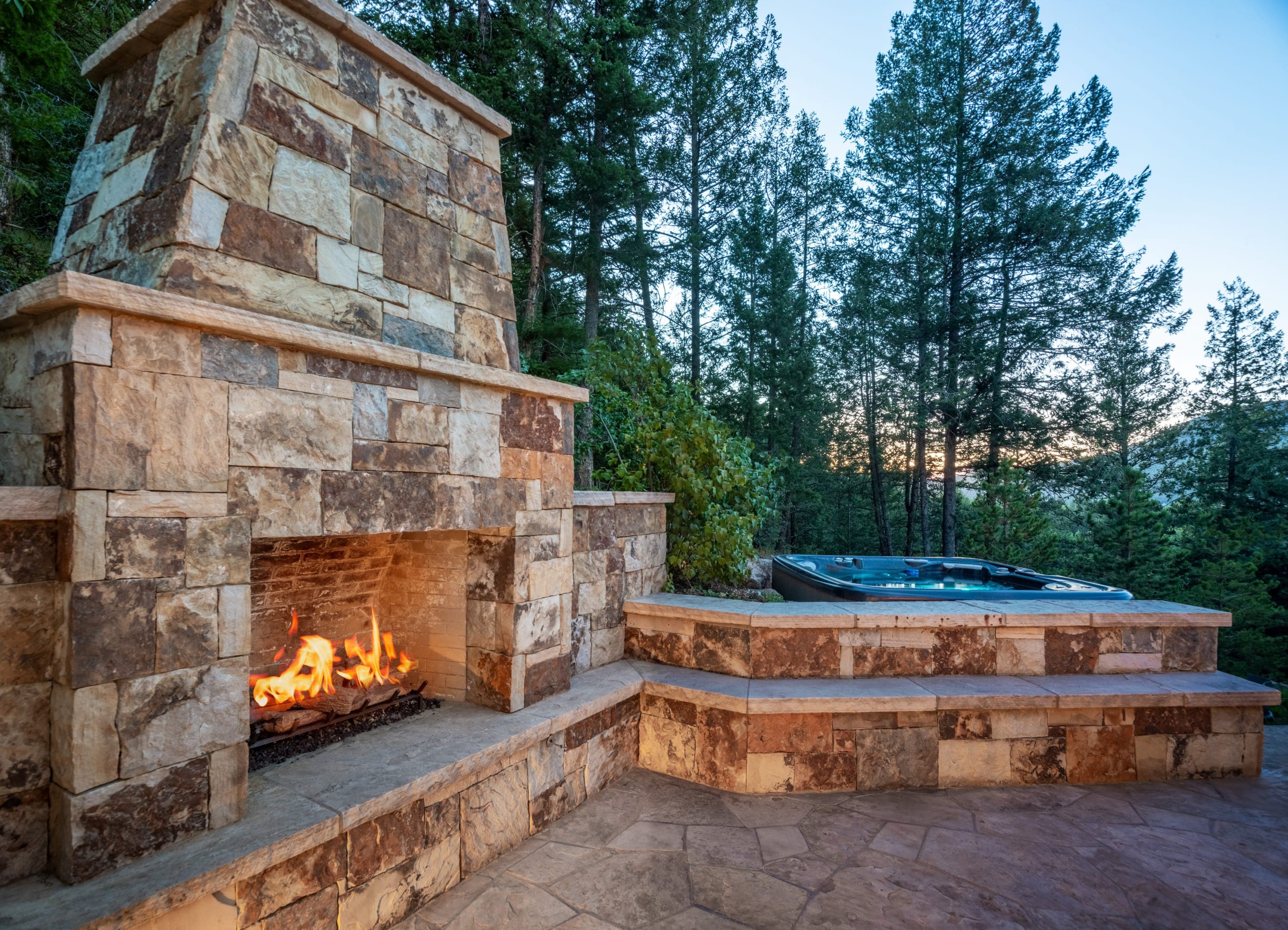 Little Cloud Haven | Aspen | Outdoor Lounge & Hot Tub photo 3