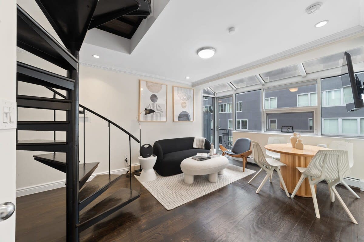 Image of Living space #3