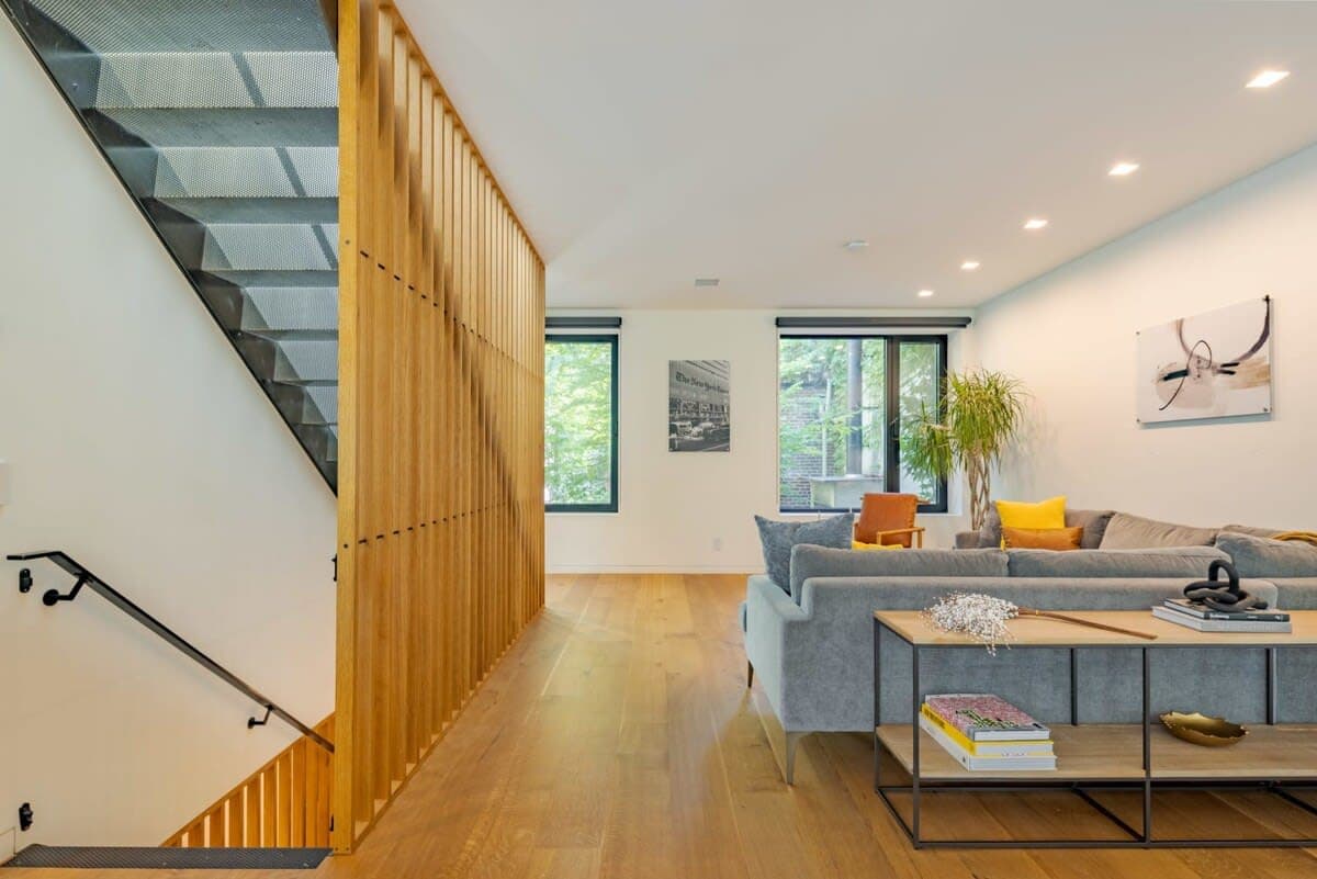 Empire House | 3BR | Williamsburg | Bright Townhome with Courtyard photo 11